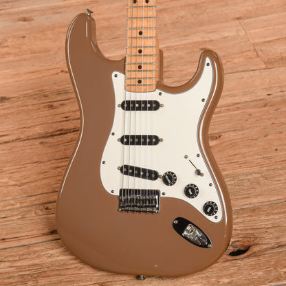 Fender International Series Stratocaster Hardtail Sahara Toupe 1981 Electric Guitars / Solid Body