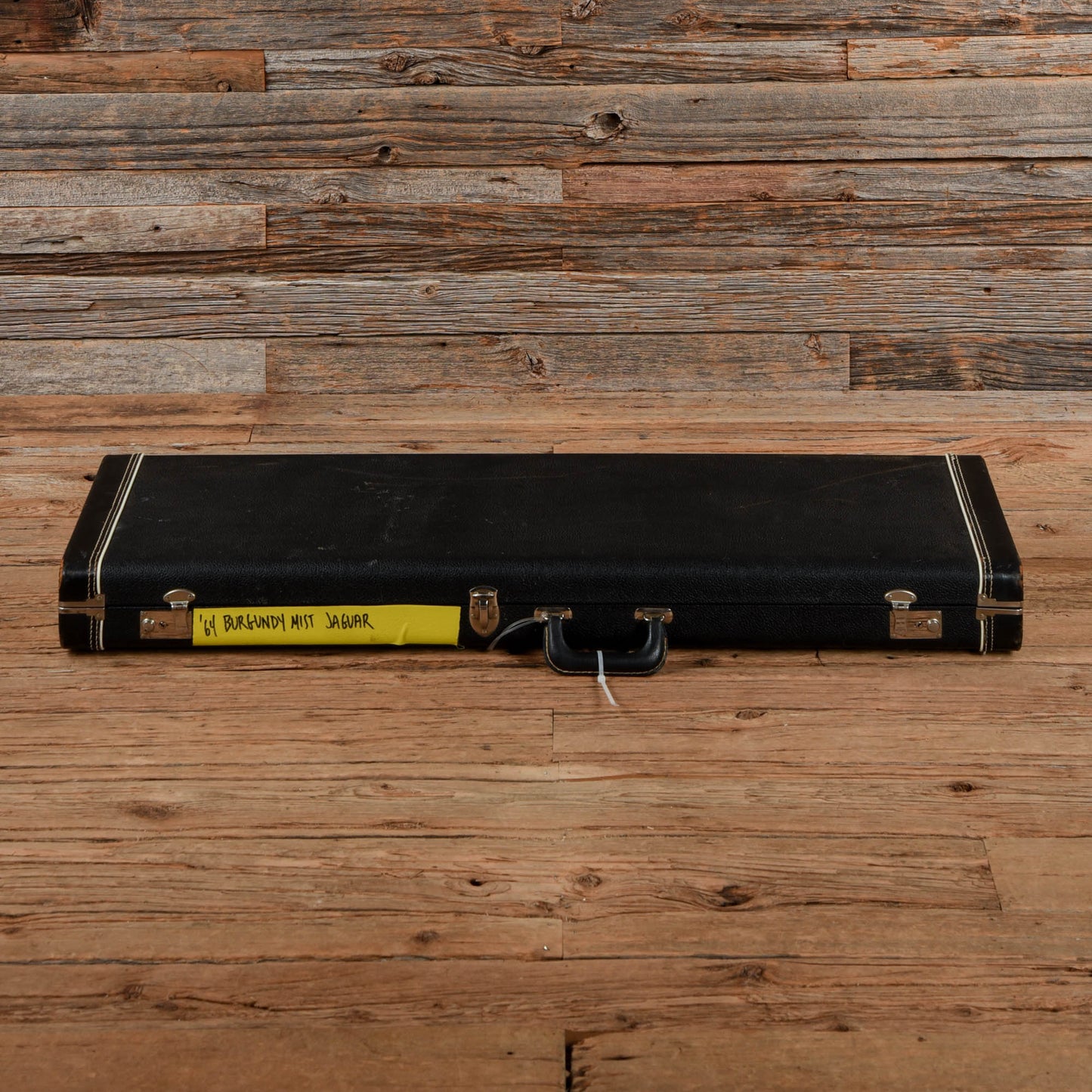 Fender Jaguar Burgundy Mist 1964 Electric Guitars / Solid Body