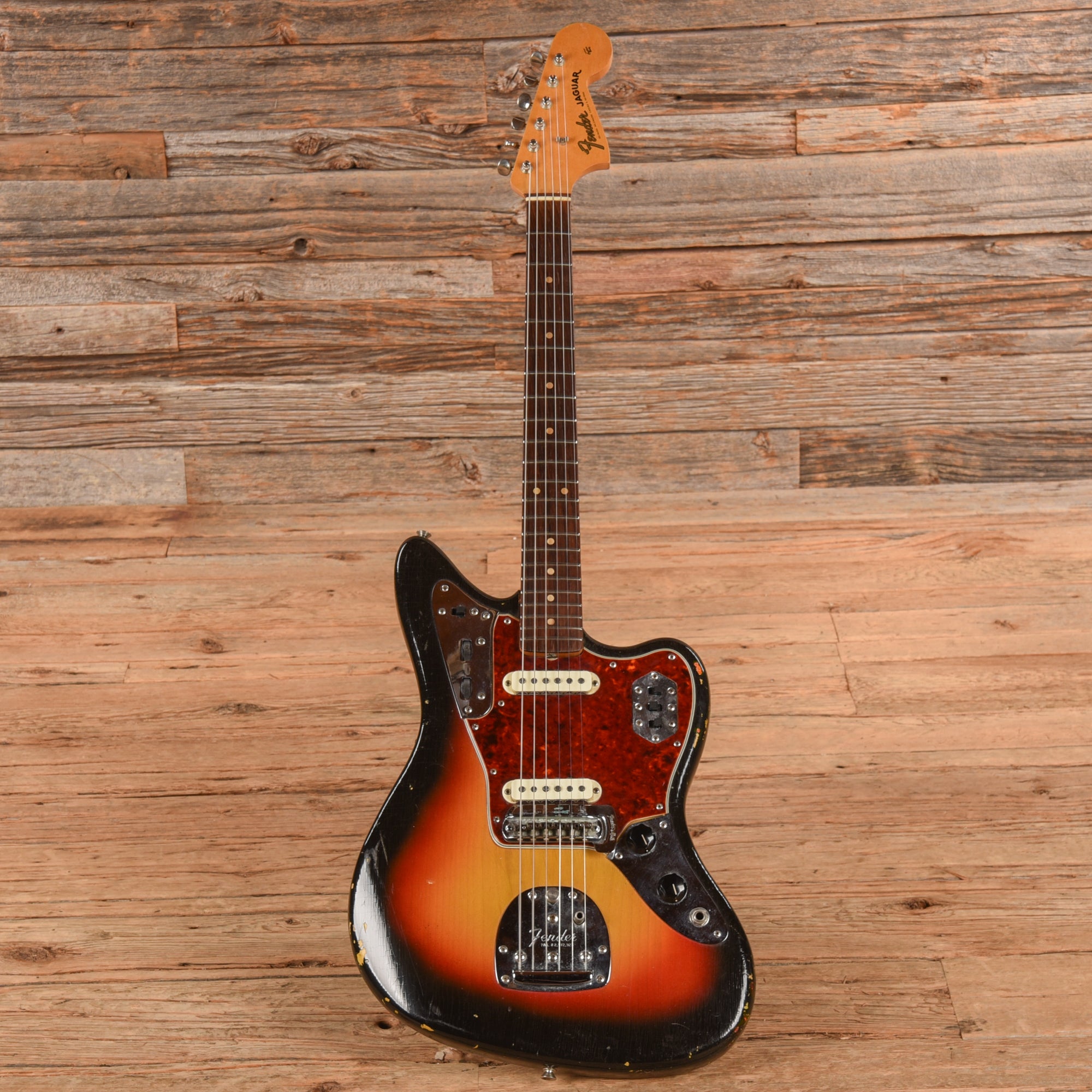 Fender Jaguar Sunburst 1964 – Chicago Music Exchange