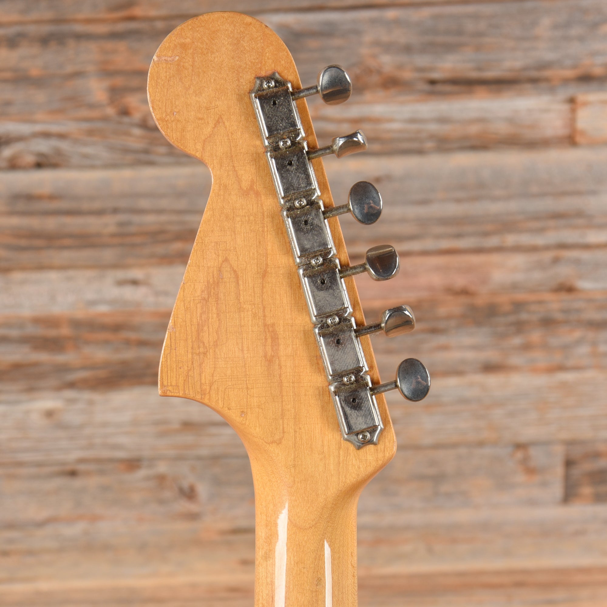 Fender Jaguar Sunburst 1965 Electric Guitars / Solid Body