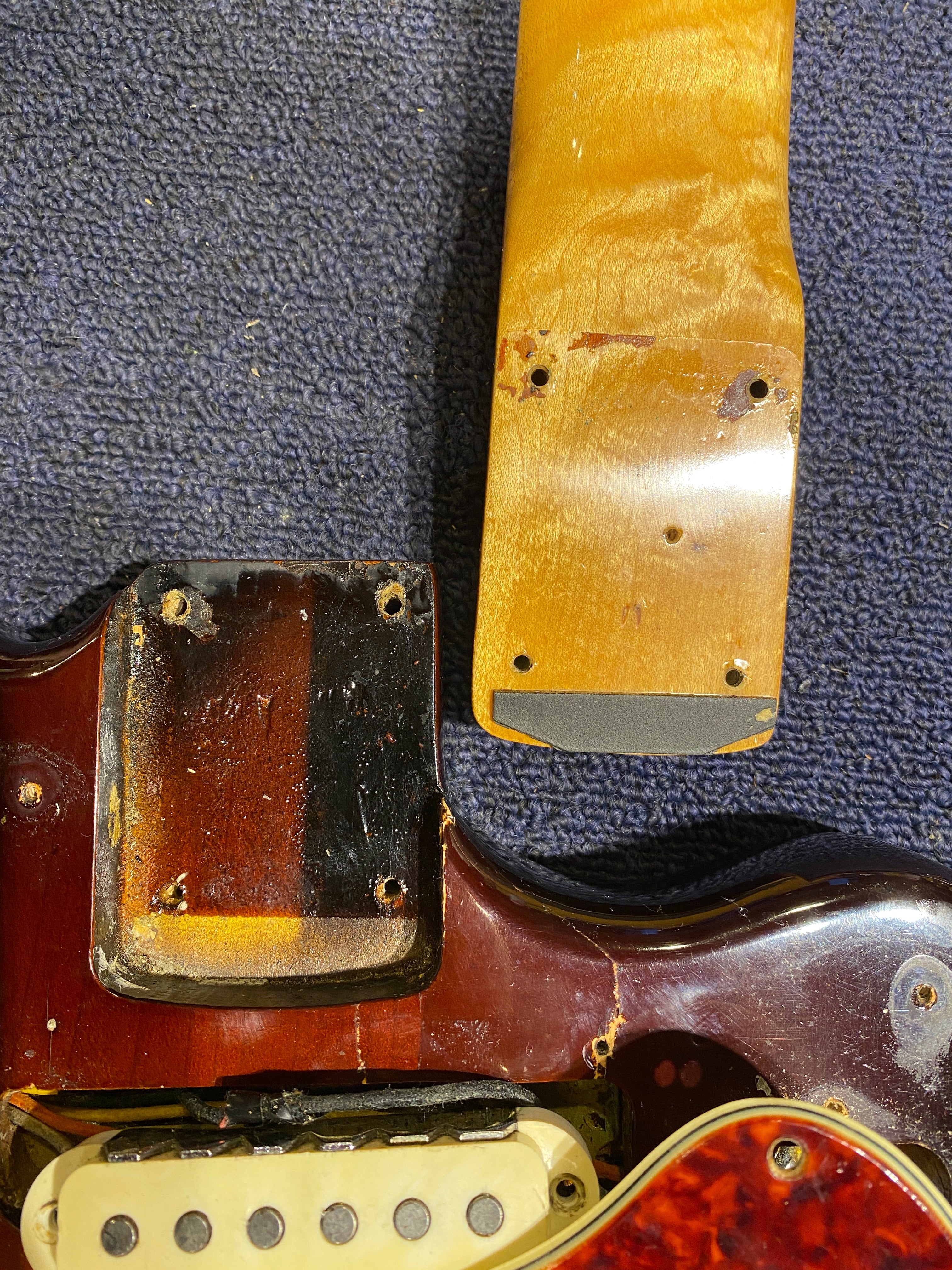 Fender Jaguar Sunburst Refin 1963 Electric Guitars / Solid Body