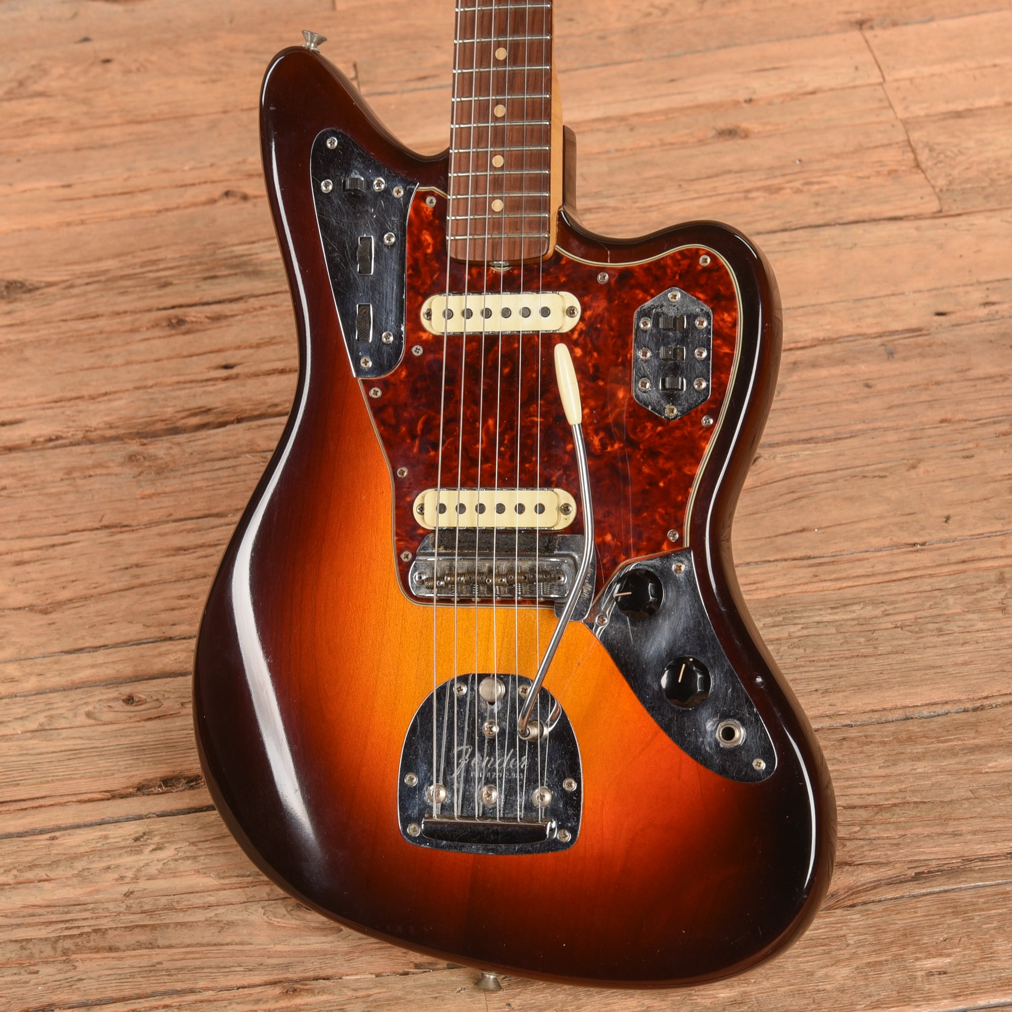 Fender Jaguar Sunburst Refin 1963 Electric Guitars / Solid Body