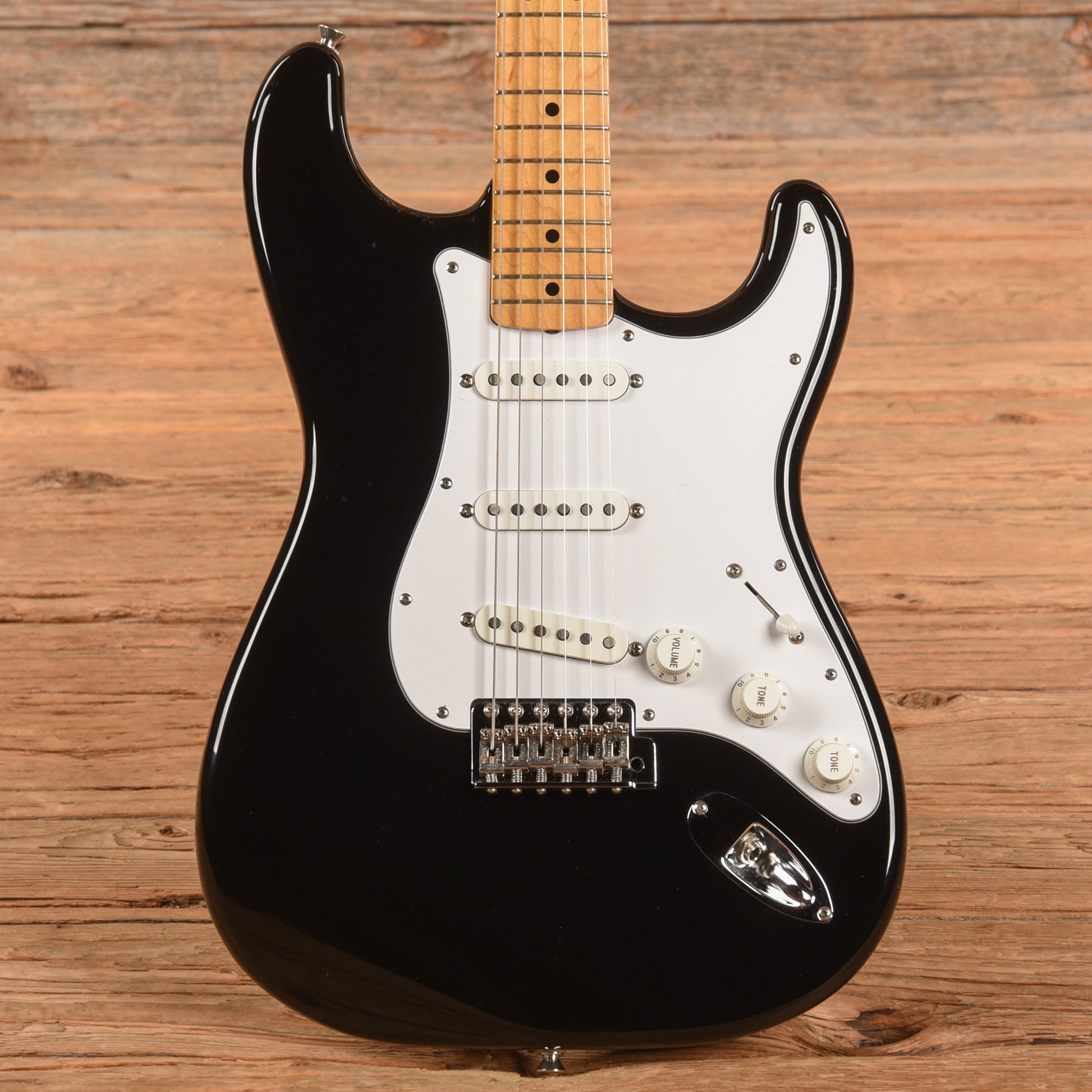 Fender Japan ST-68 Stratocaster Black 2013 Electric Guitars / Solid Body
