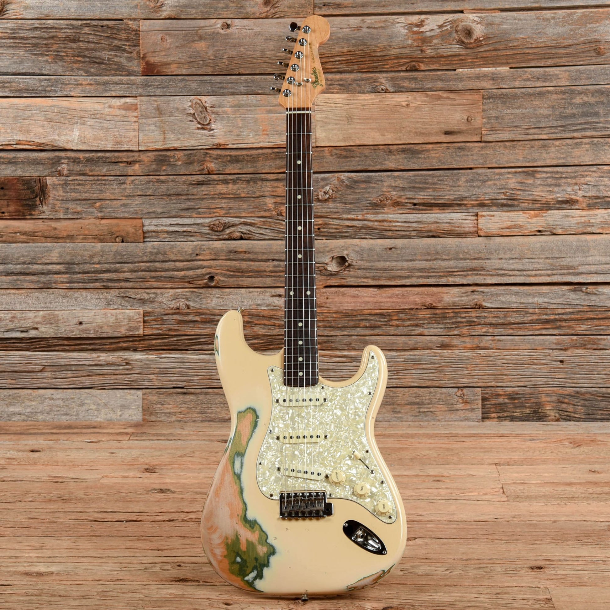 Fender Japan Stratocaster White 1986 Electric Guitars / Solid Body