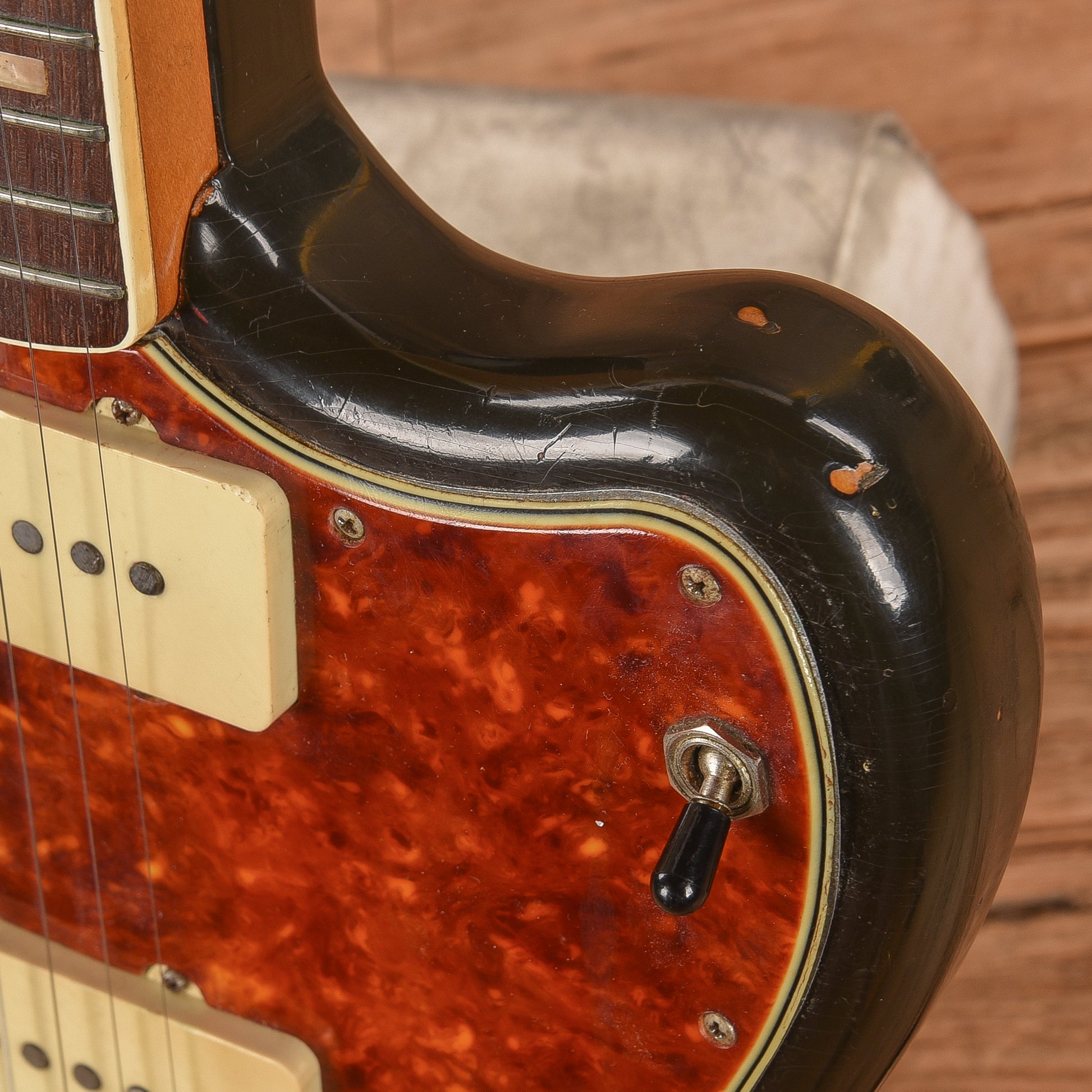 Fender Jazzmaster 1960 Body w/1967 Neck Sunburst 1967 Electric Guitars / Solid Body