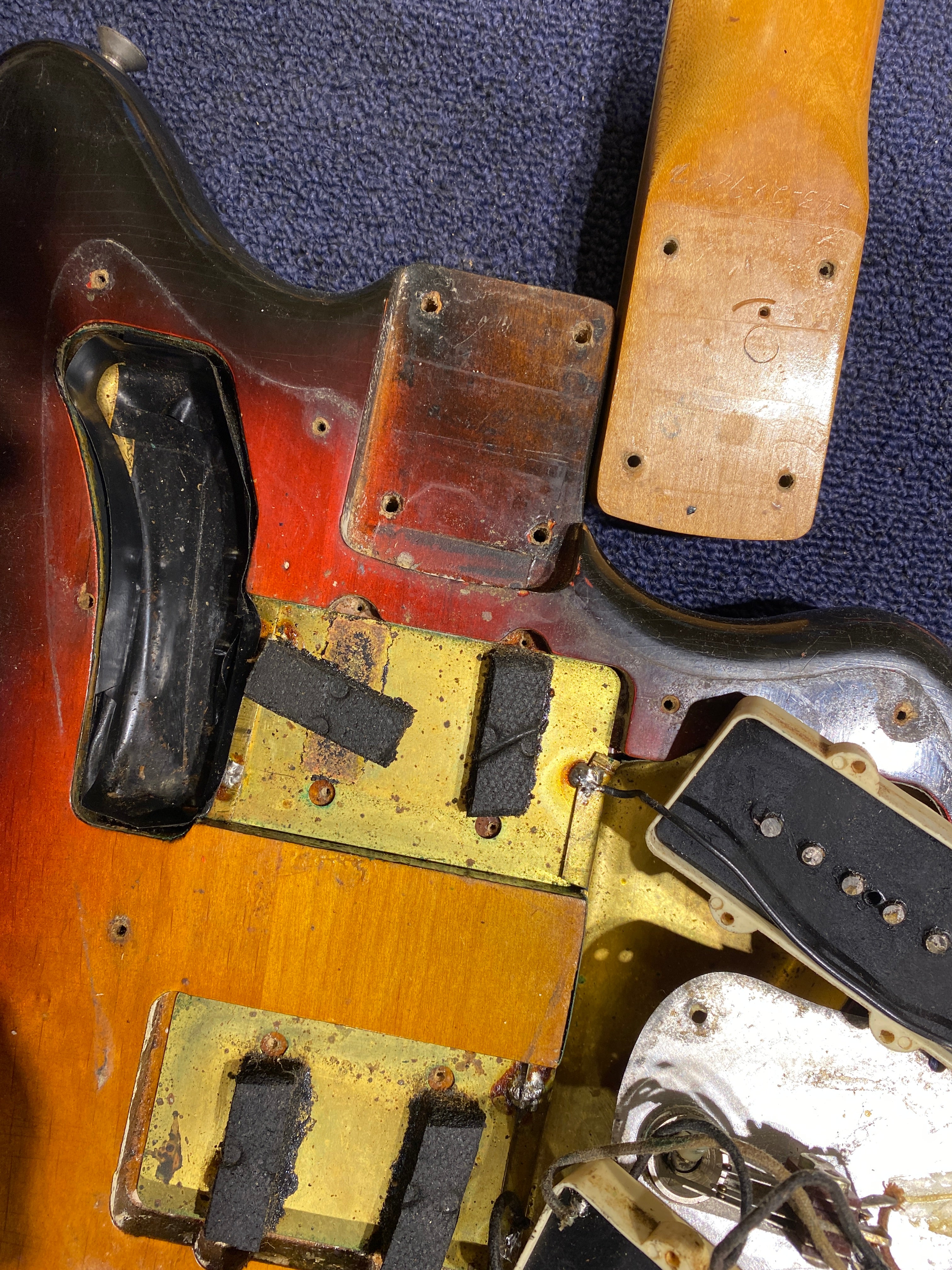 Fender Jazzmaster 1960 Body w/1967 Neck Sunburst 1967 Electric Guitars / Solid Body