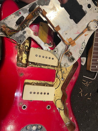 Fender Jazzmaster Candy Apple Red 1966 Electric Guitars / Solid Body