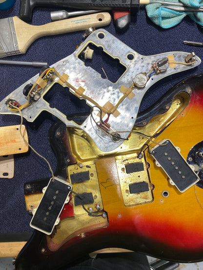 Fender Jazzmaster Sunburst 1963 Electric Guitars / Solid Body