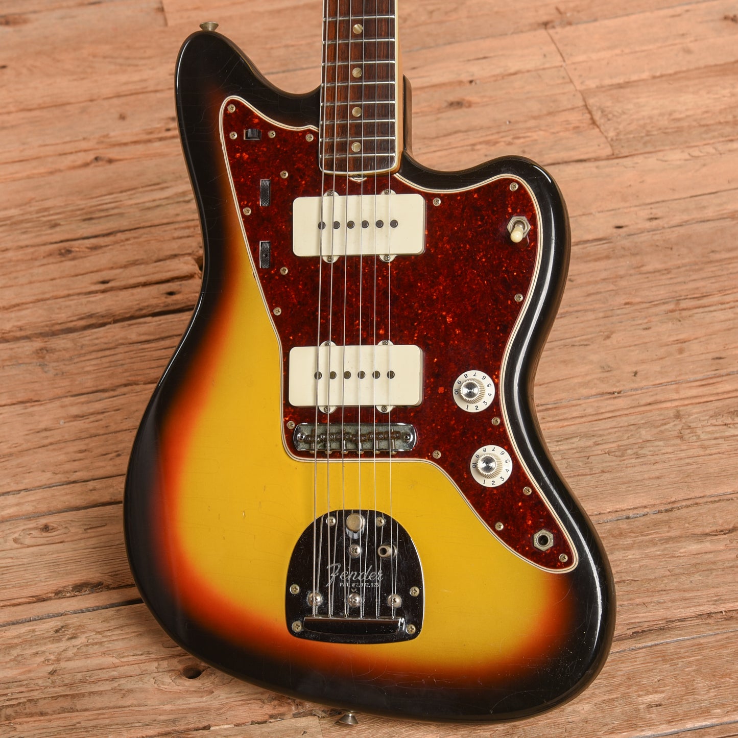 Fender Jazzmaster Sunburst 1966 Electric Guitars / Solid Body