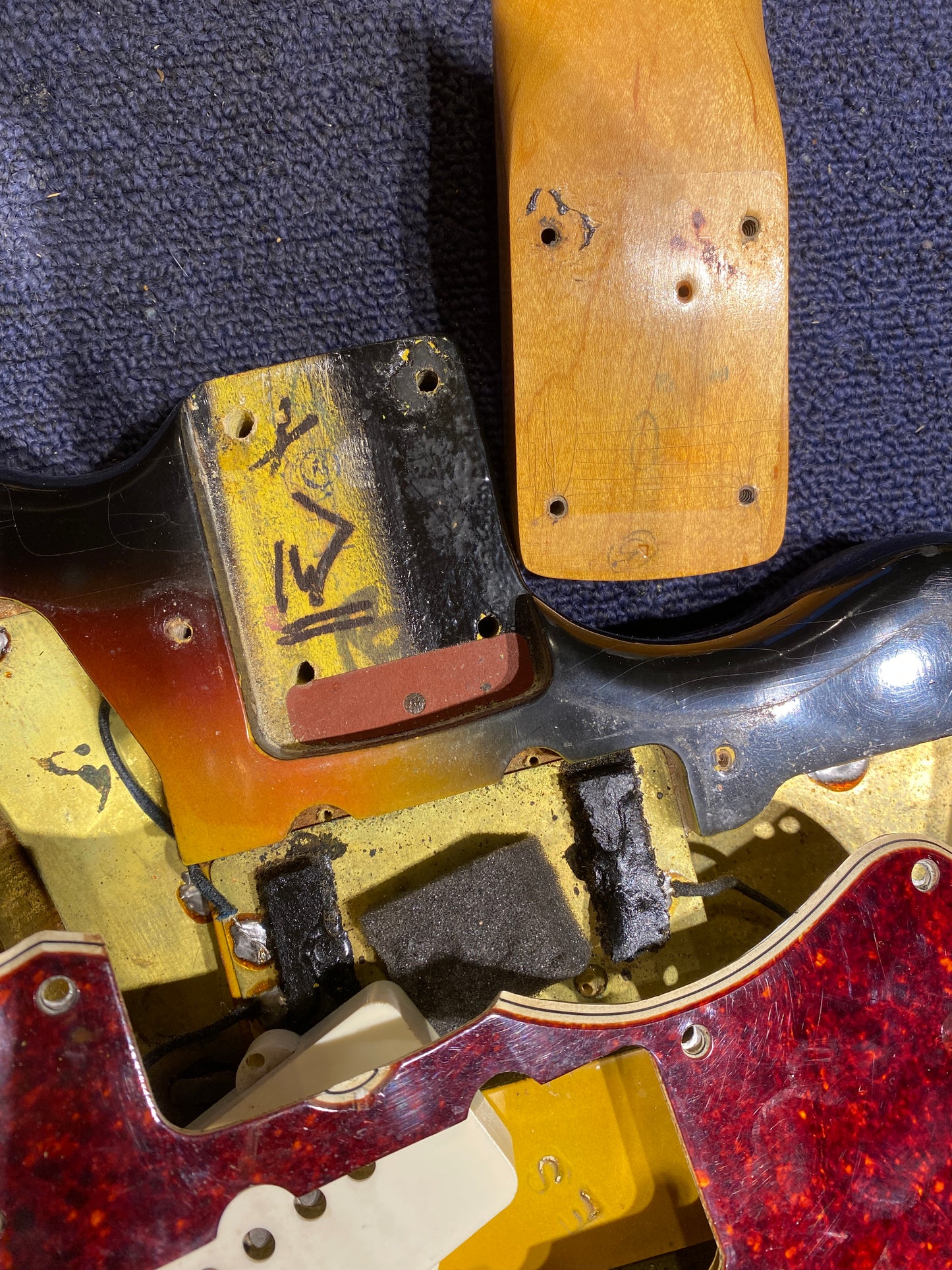 Fender Jazzmaster Sunburst 1966 Electric Guitars / Solid Body