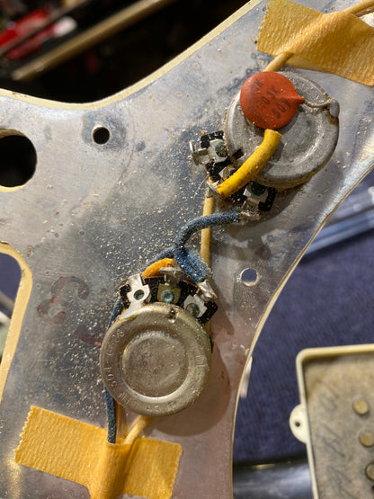 Fender Jazzmaster Sunburst 1966 Electric Guitars / Solid Body