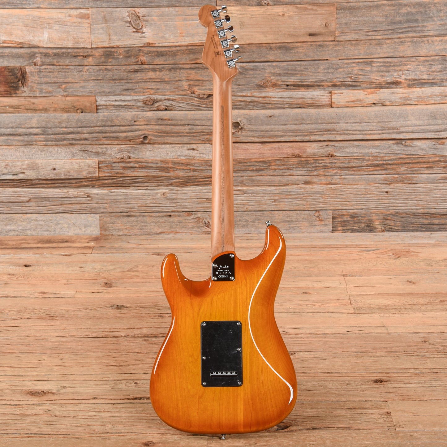 Fender Limited Edition American Ultra Stratocaster Honey Burst 2024 Electric Guitars / Solid Body