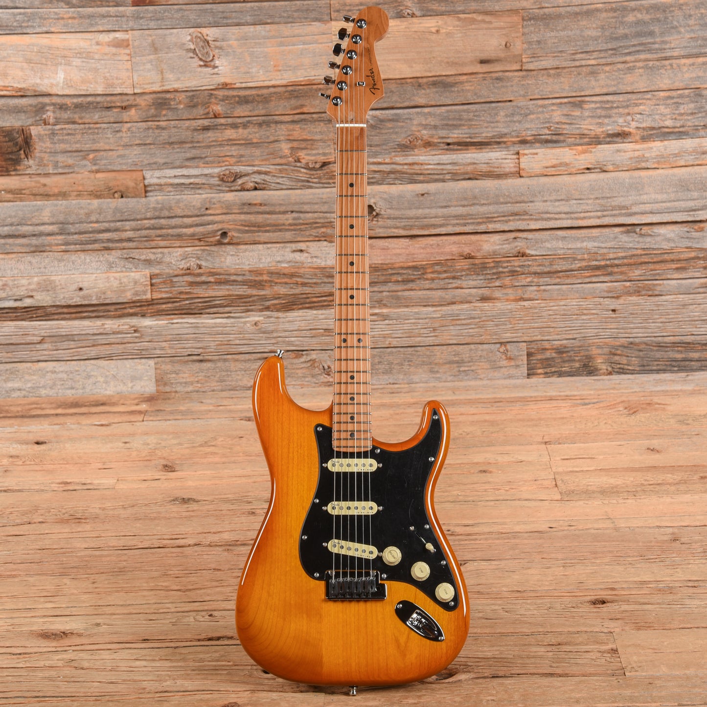 Fender Limited Edition American Ultra Stratocaster Honey Burst 2024 Electric Guitars / Solid Body