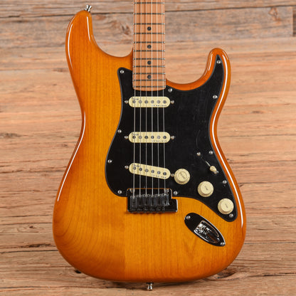 Fender Limited Edition American Ultra Stratocaster Honey Burst 2024 Electric Guitars / Solid Body
