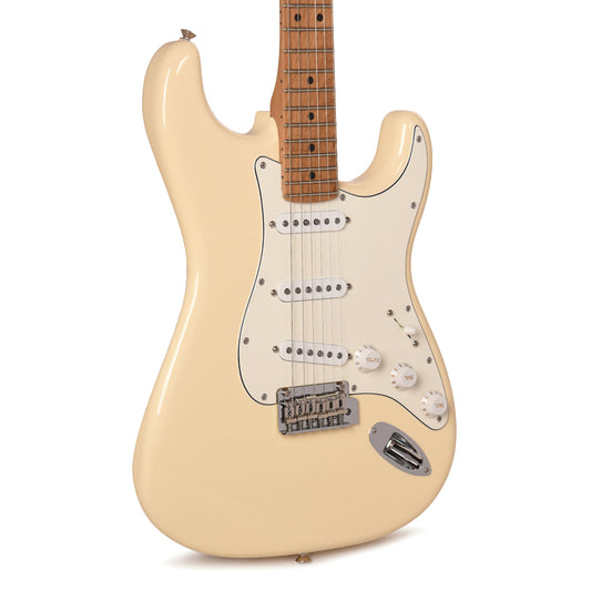 Fender Limited Edition Player II Stratocaster Olympic White w/Custom Shop Fat '50s Single-Coil Pickups Electric Guitars / Solid Body