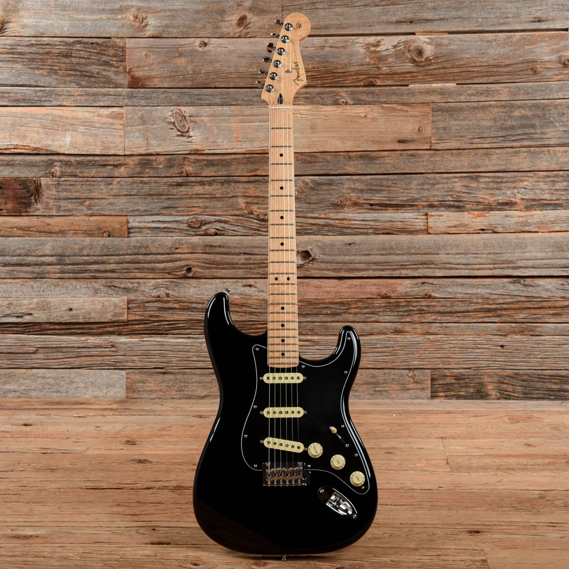 Fender Limited Edition Player Stratocaster Black 2019 Electric Guitars / Solid Body