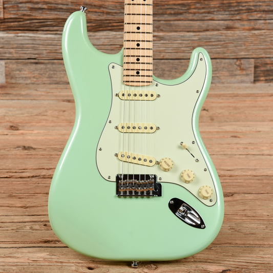 Fender Limited Edition Player Stratocaster Sea Foam Pearl 2022 Electric Guitars / Solid Body
