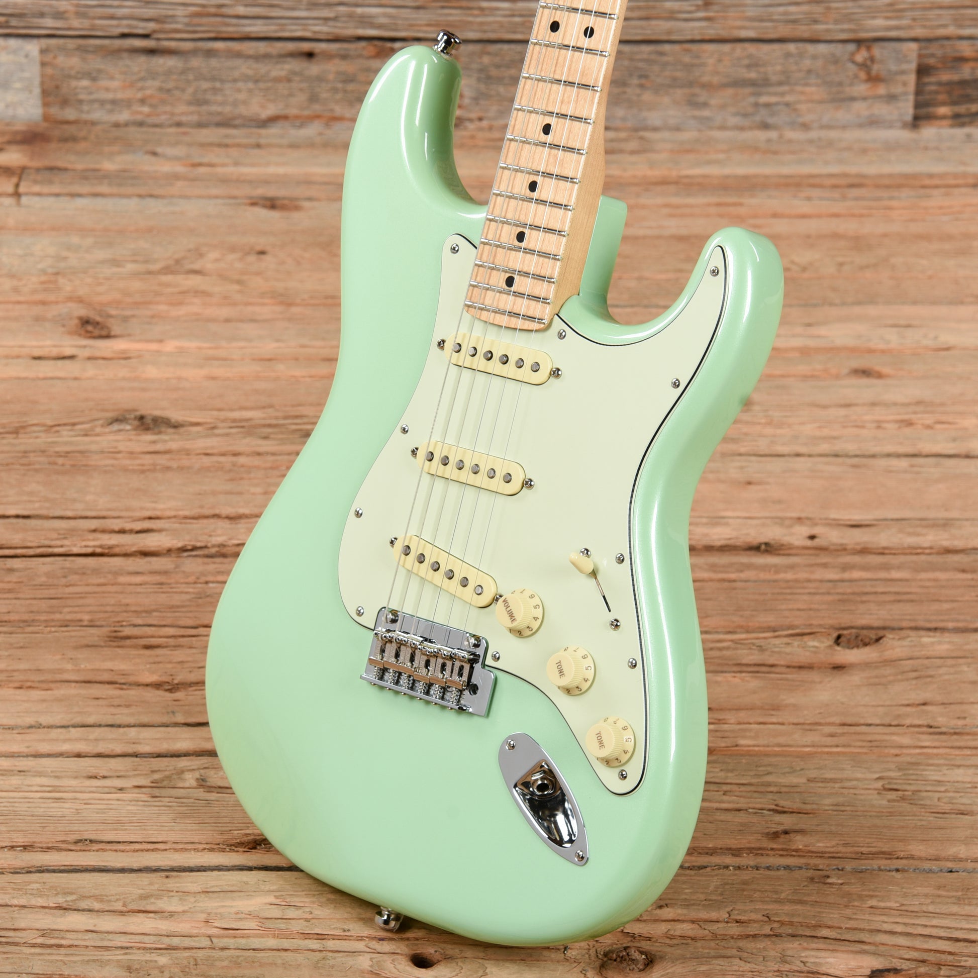 Fender Limited Edition Player Stratocaster Sea Foam Pearl 2022 Electric Guitars / Solid Body