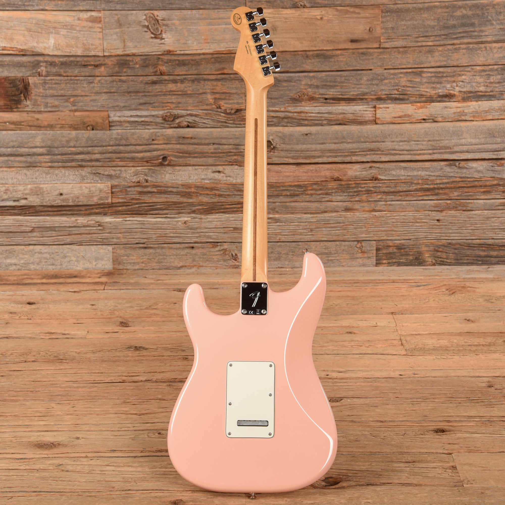 Fender Limited Edition Player Stratocaster Shell Pink 2019 Electric Guitars / Solid Body