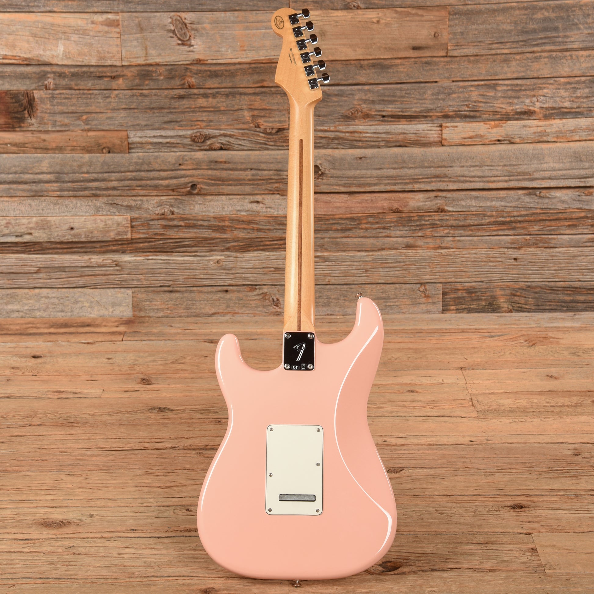 Fender Limited Edition Player Stratocaster Shell Pink 2019 Electric Guitars / Solid Body