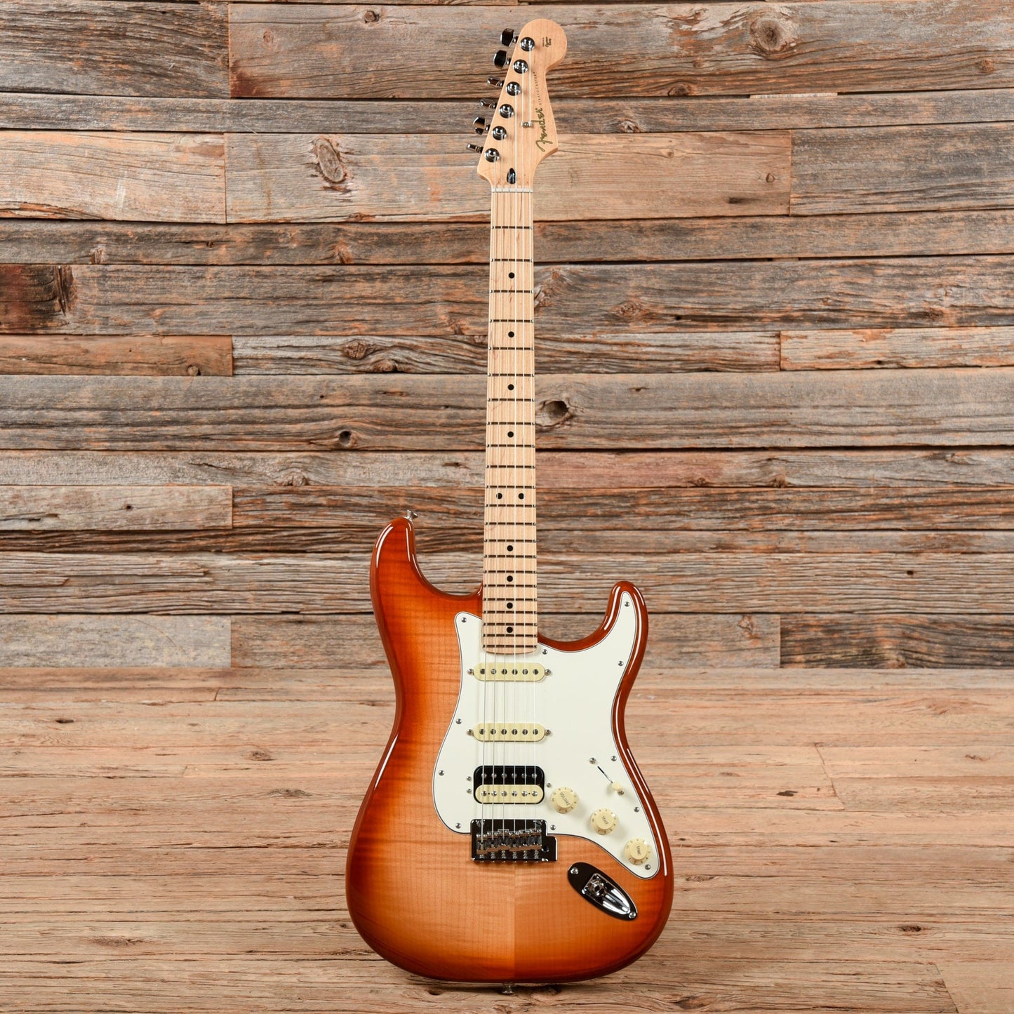 Fender Limited Player Stratocaster Plus Top HSS Sunburst 2020 Electric Guitars / Solid Body