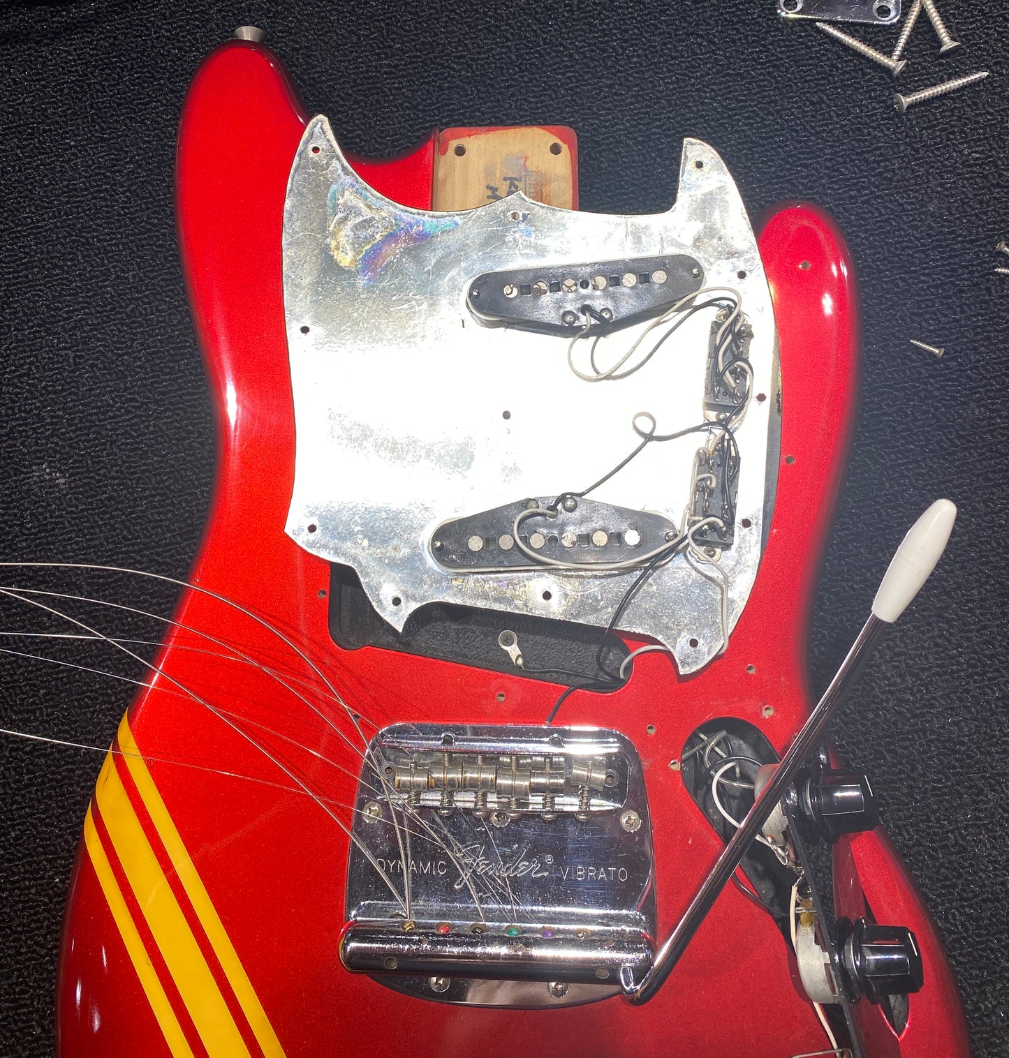 Fender MG-69 Mustang Reissue MIJ Competition Red 1990 Electric Guitars / Solid Body