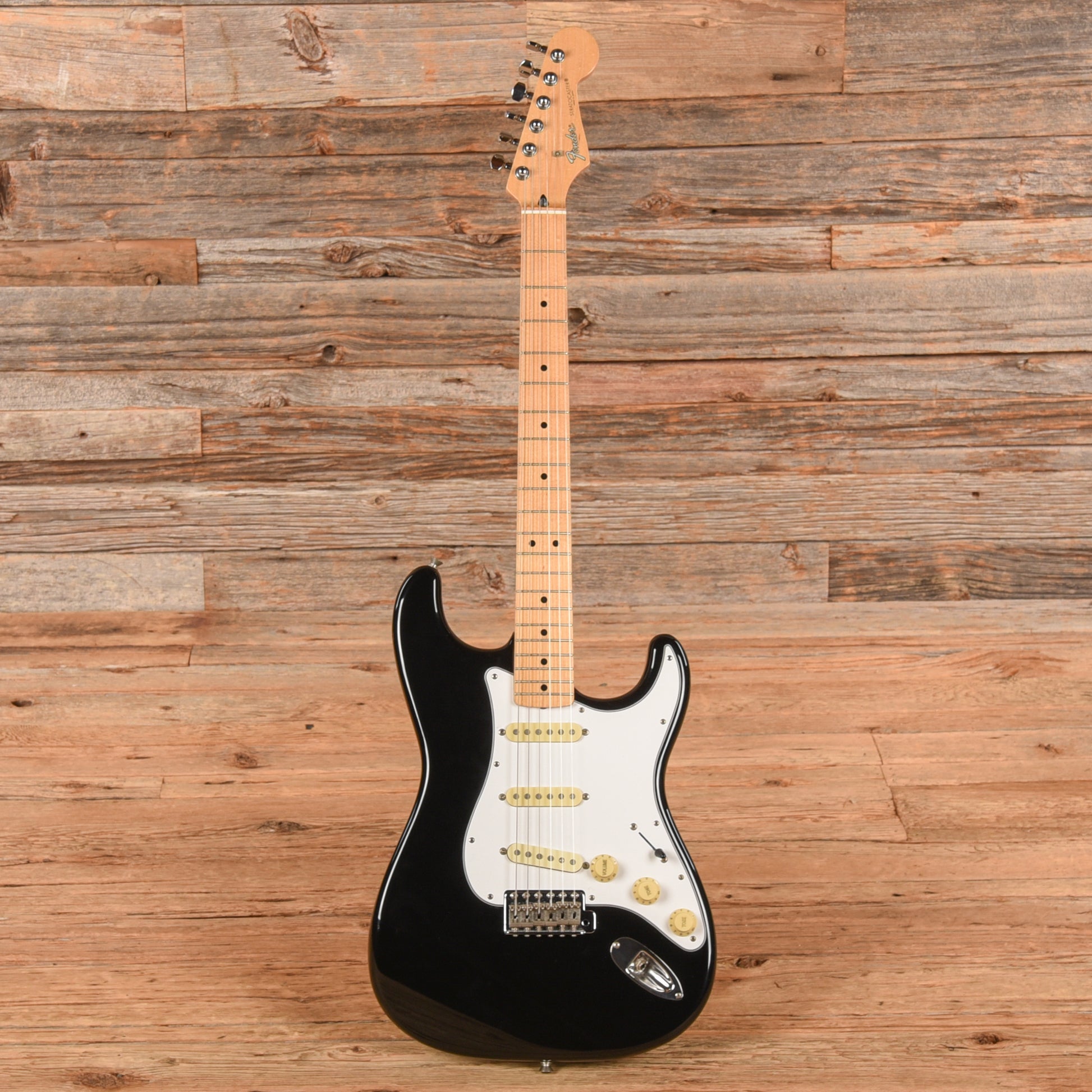 Fender MIJ Stratocaster Black Electric Guitars / Solid Body