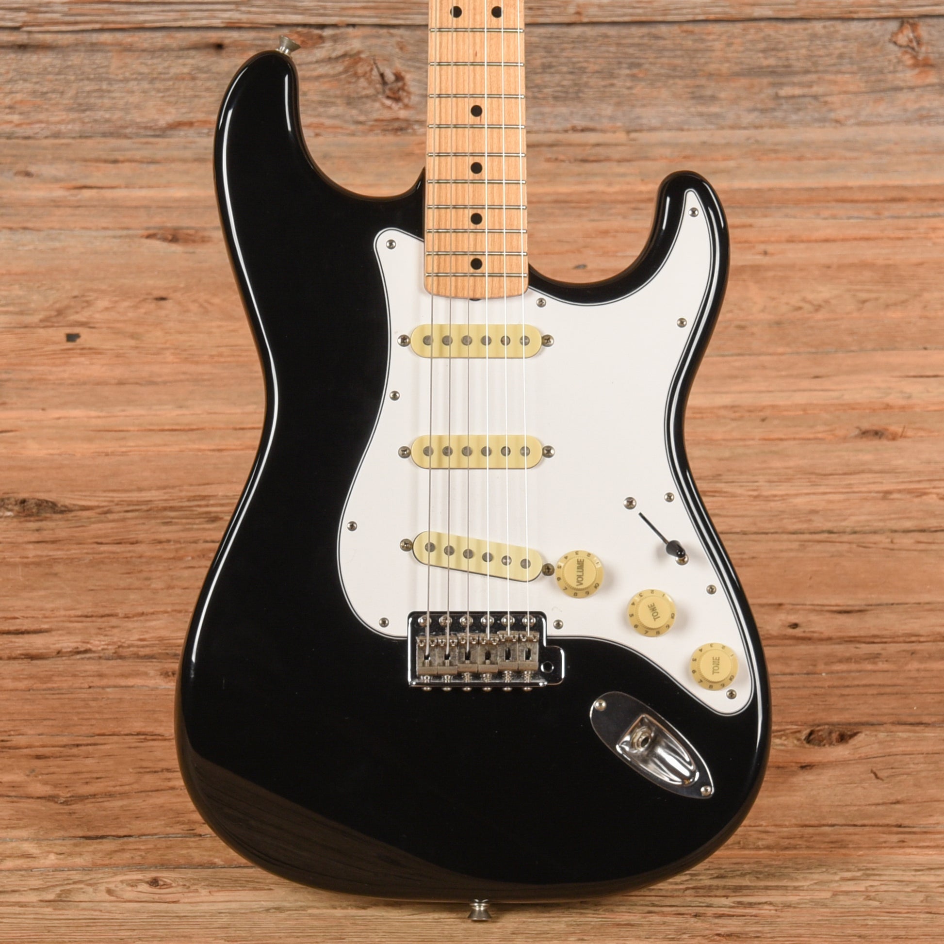 Fender MIJ Stratocaster Black Electric Guitars / Solid Body