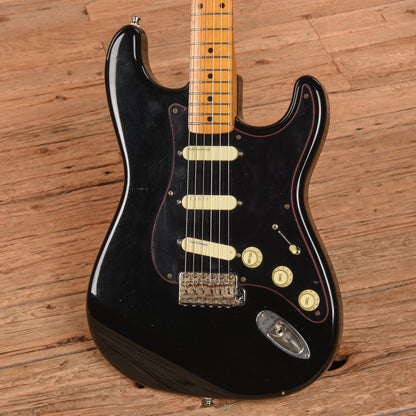 Fender MIJ Stratocaster Black Electric Guitars / Solid Body