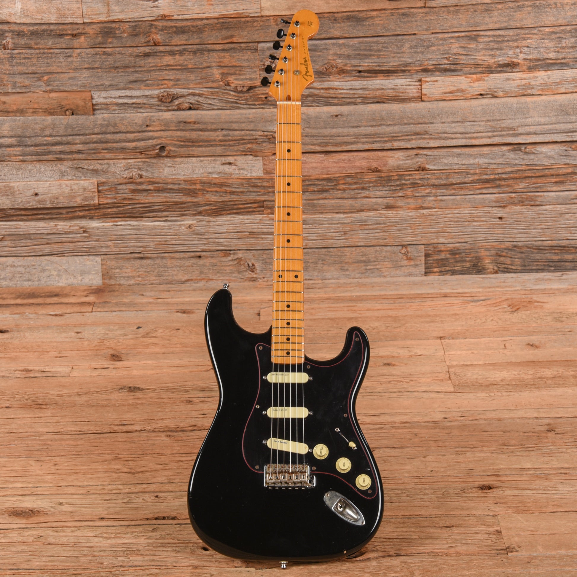 Fender MIJ Stratocaster Black Electric Guitars / Solid Body