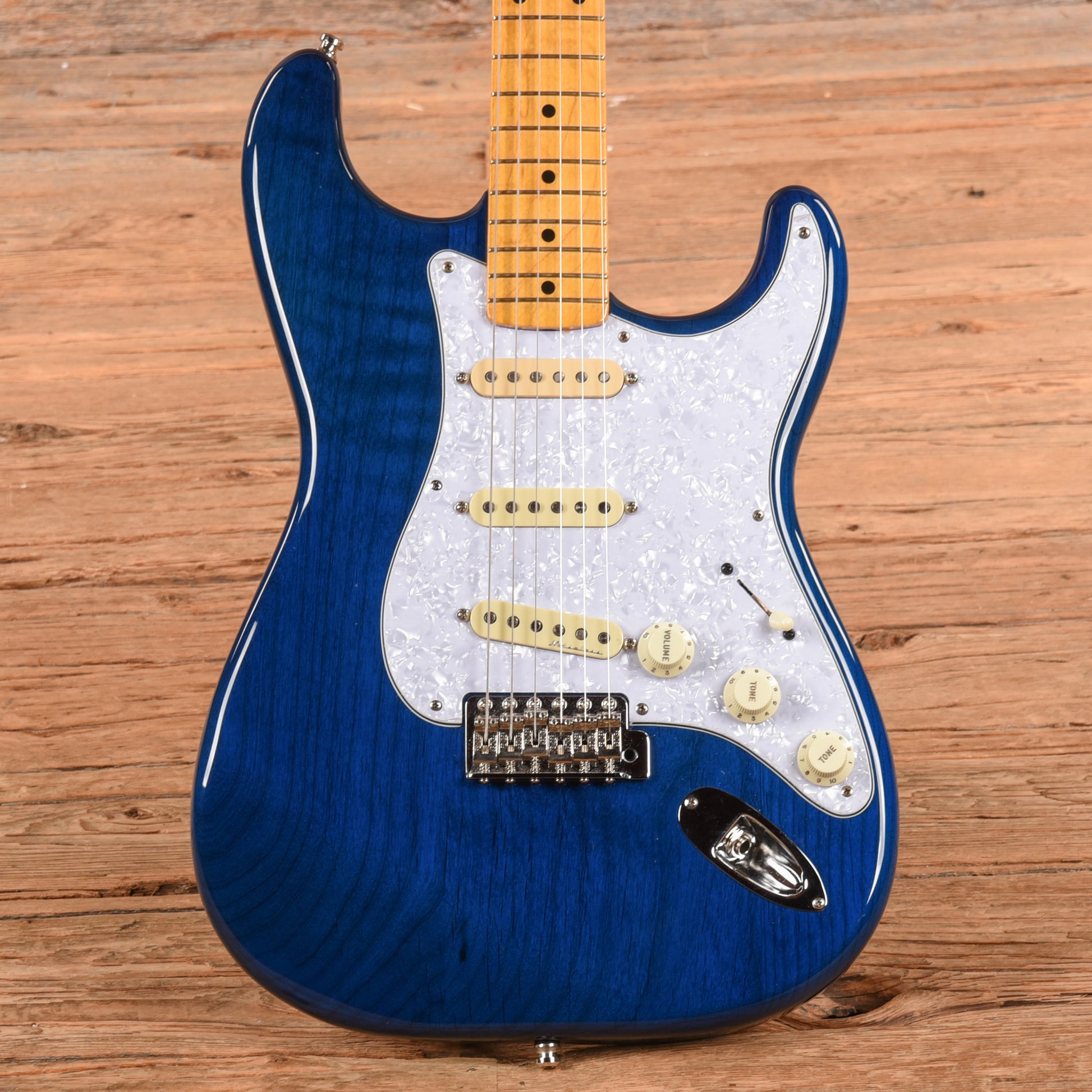 Fender MIJ Traditional '58 Stratocaster Sapphire Blue Transparent 2018 Electric Guitars / Solid Body