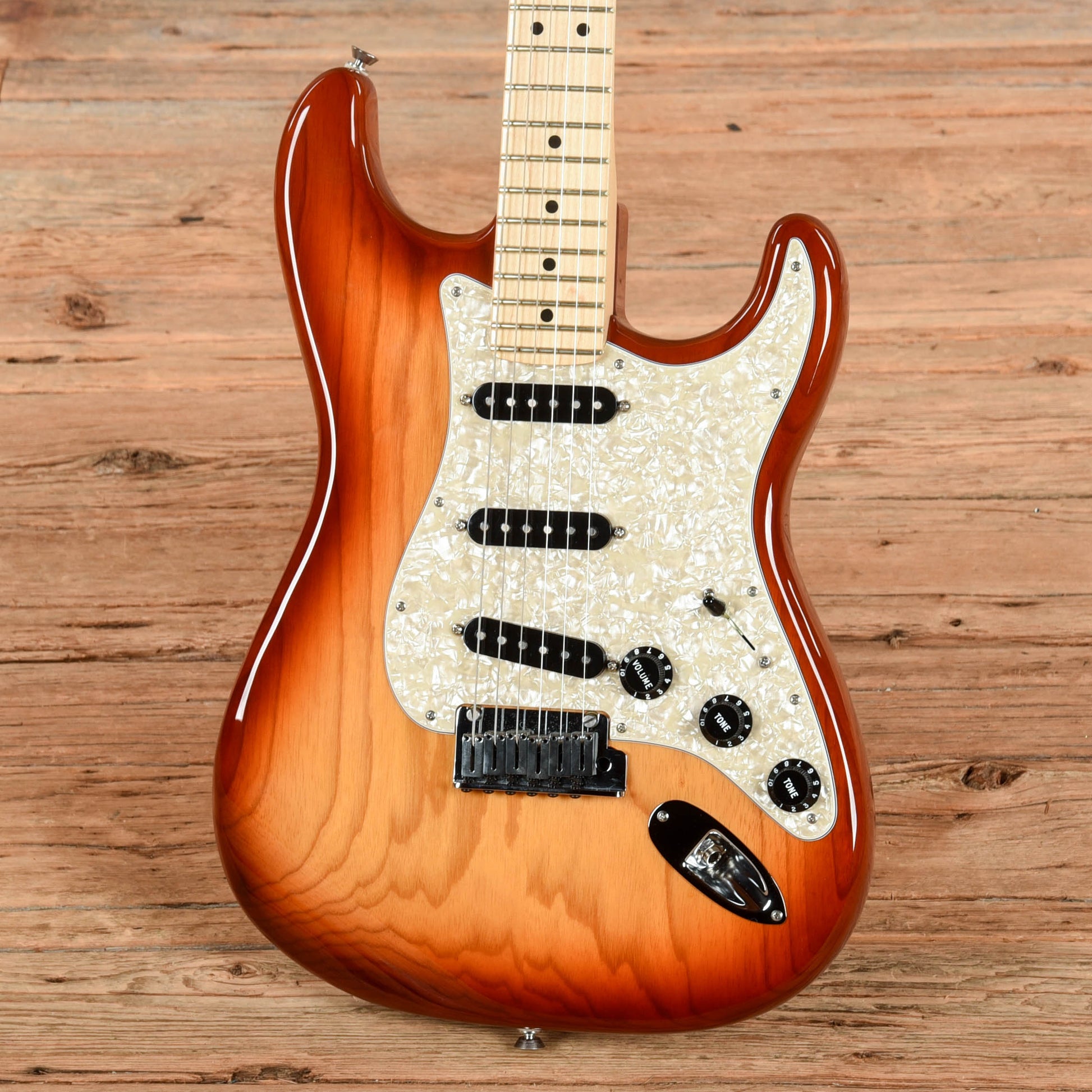 Fender Mod Shop Straocaster Sienna Sunburst 2019 Electric Guitars / Solid Body