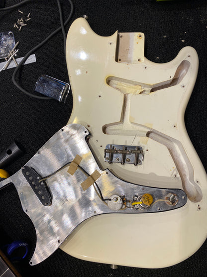 Fender Music Master Olympic White 1963 Electric Guitars / Solid Body