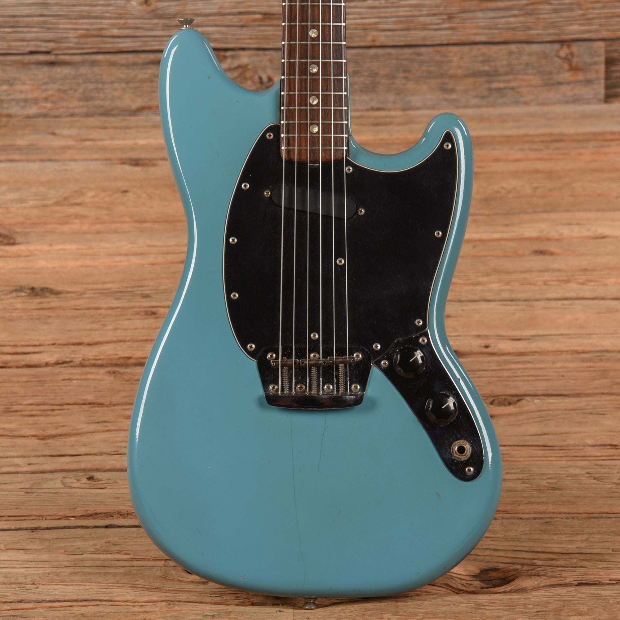 Fender Musicmaster Blue 1974 Electric Guitars / Solid Body