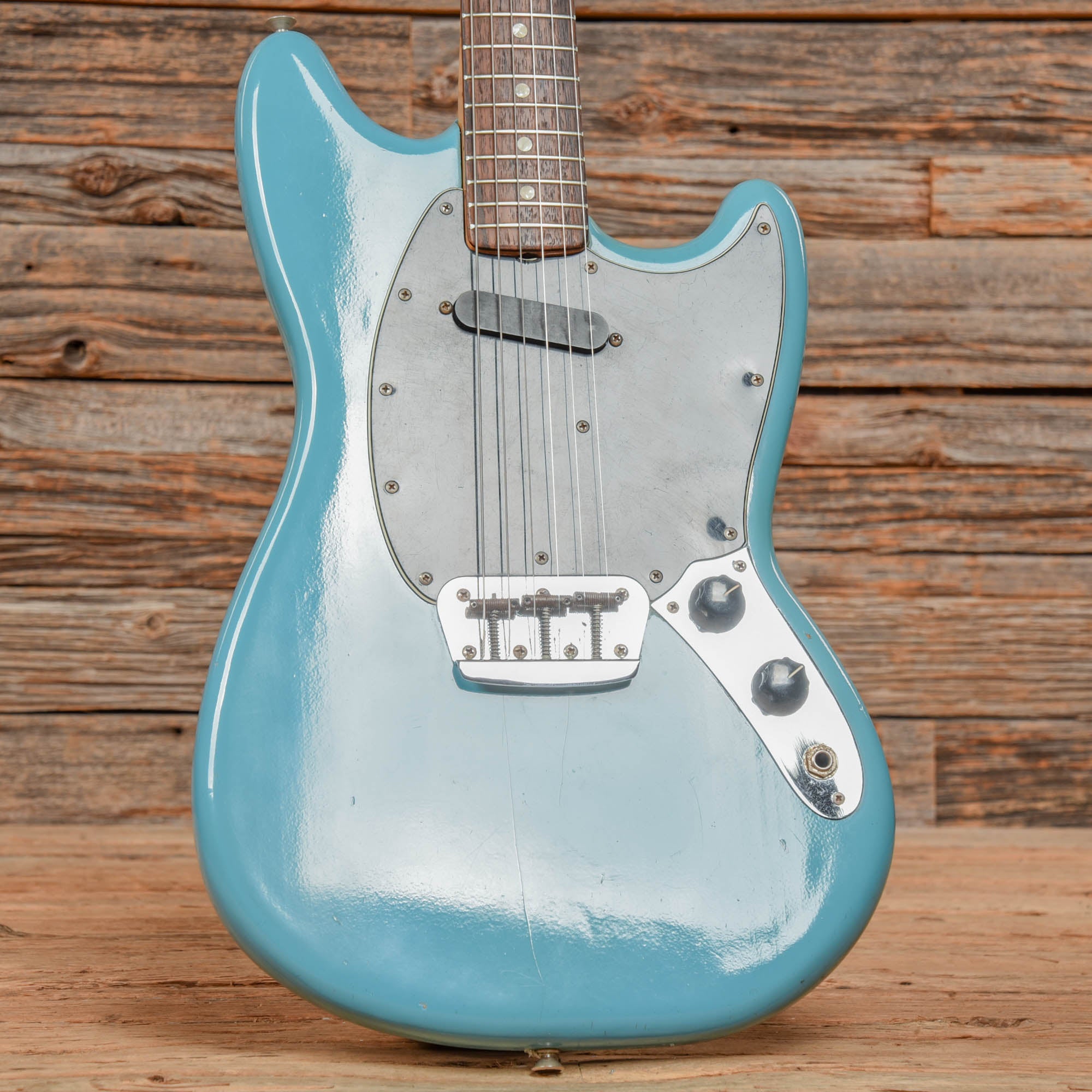 Fender Musicmaster Daphne Blue 1973 Electric Guitars / Solid Body