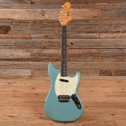 Fender Musicmaster II Blue 1965 Electric Guitars / Solid Body