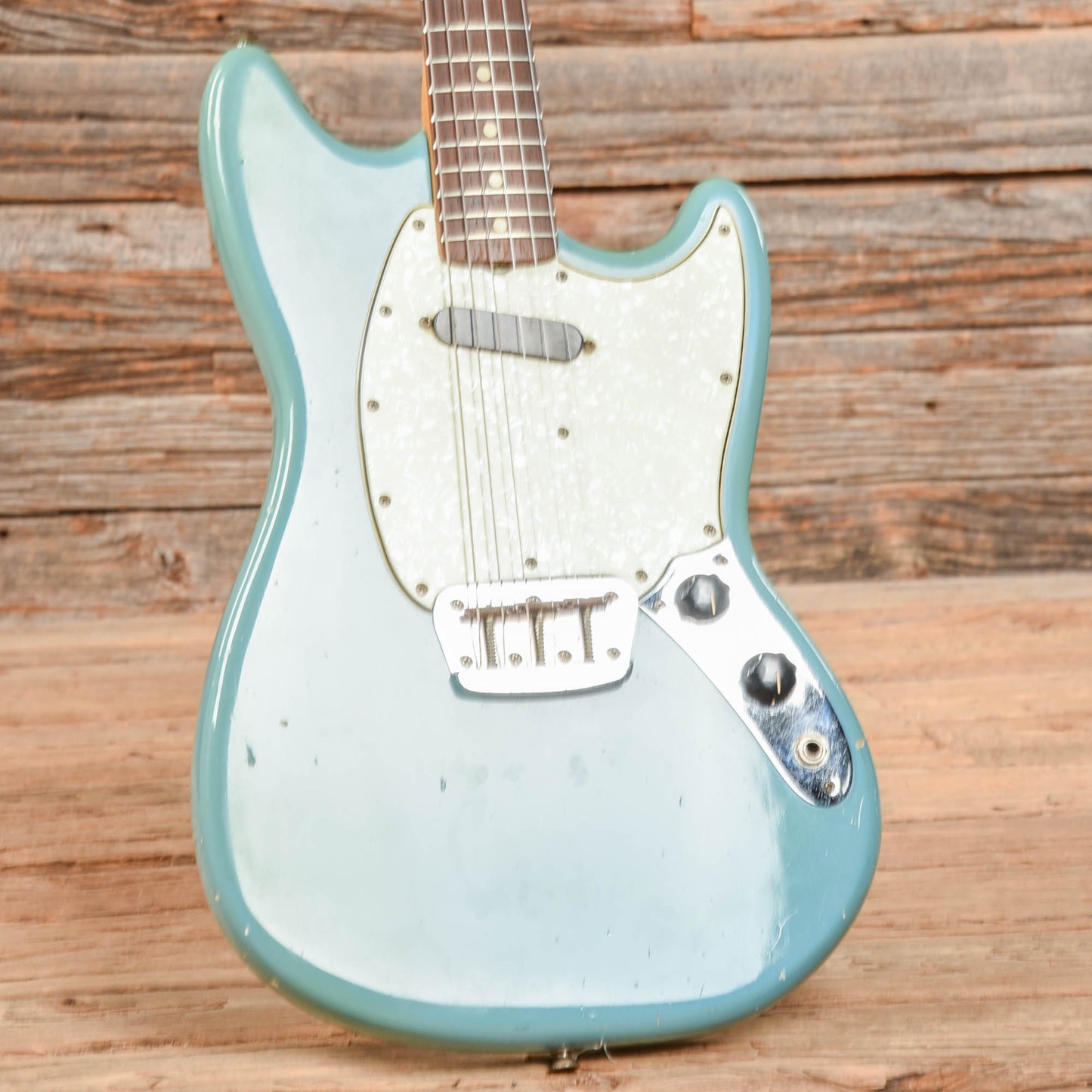 Fender Musicmaster II Daphne Blue 1965 Electric Guitars / Solid Body