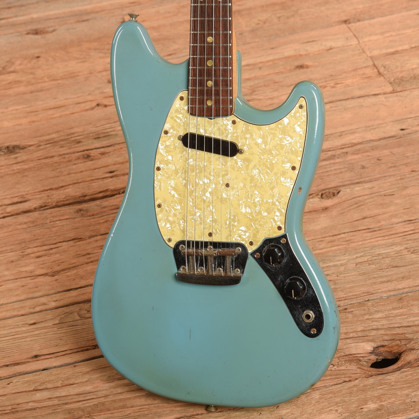 Fender Musicmaster II Daphne Blue 1967 Electric Guitars / Solid Body