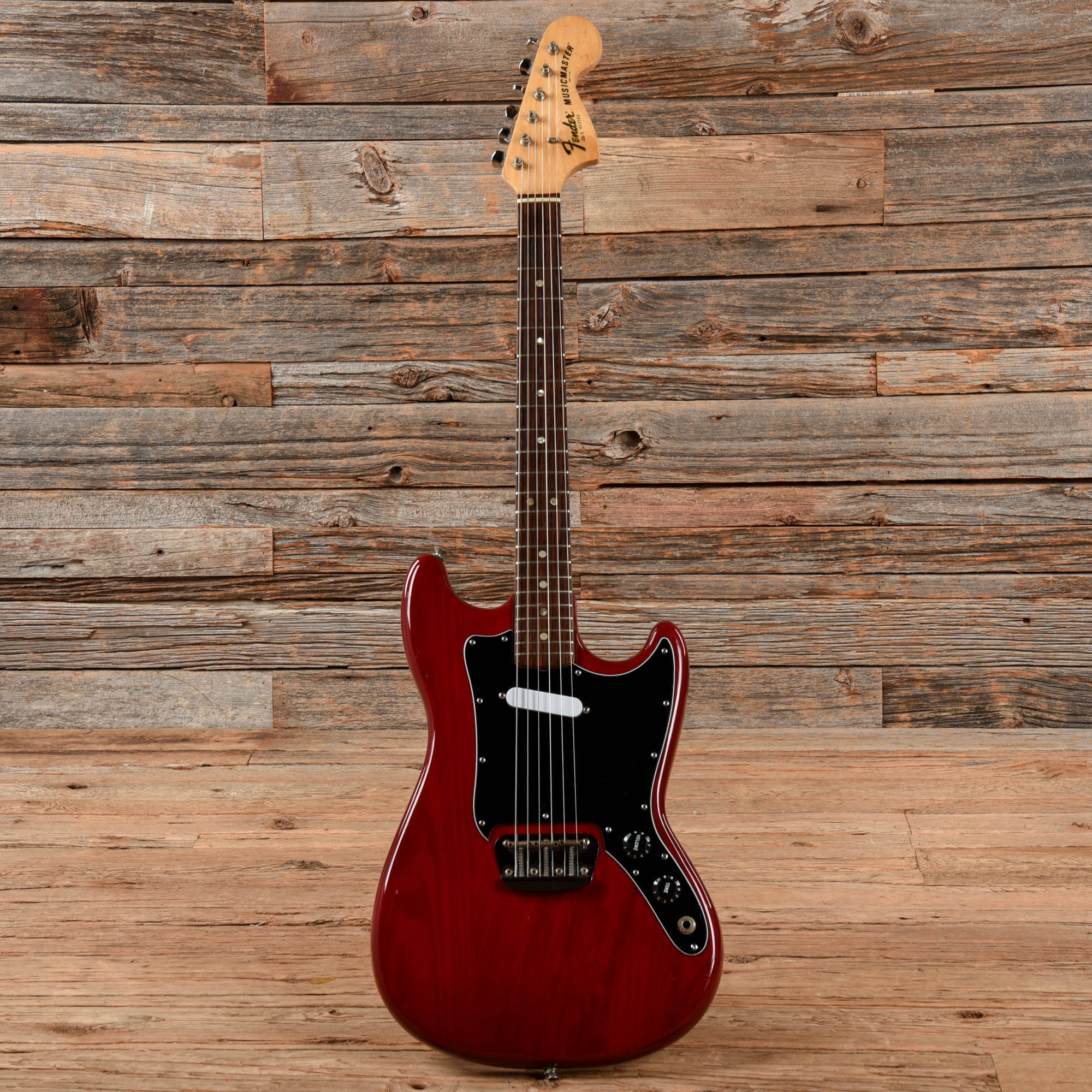 Fender Musicmaster Wine Red 1979 Electric Guitars / Solid Body