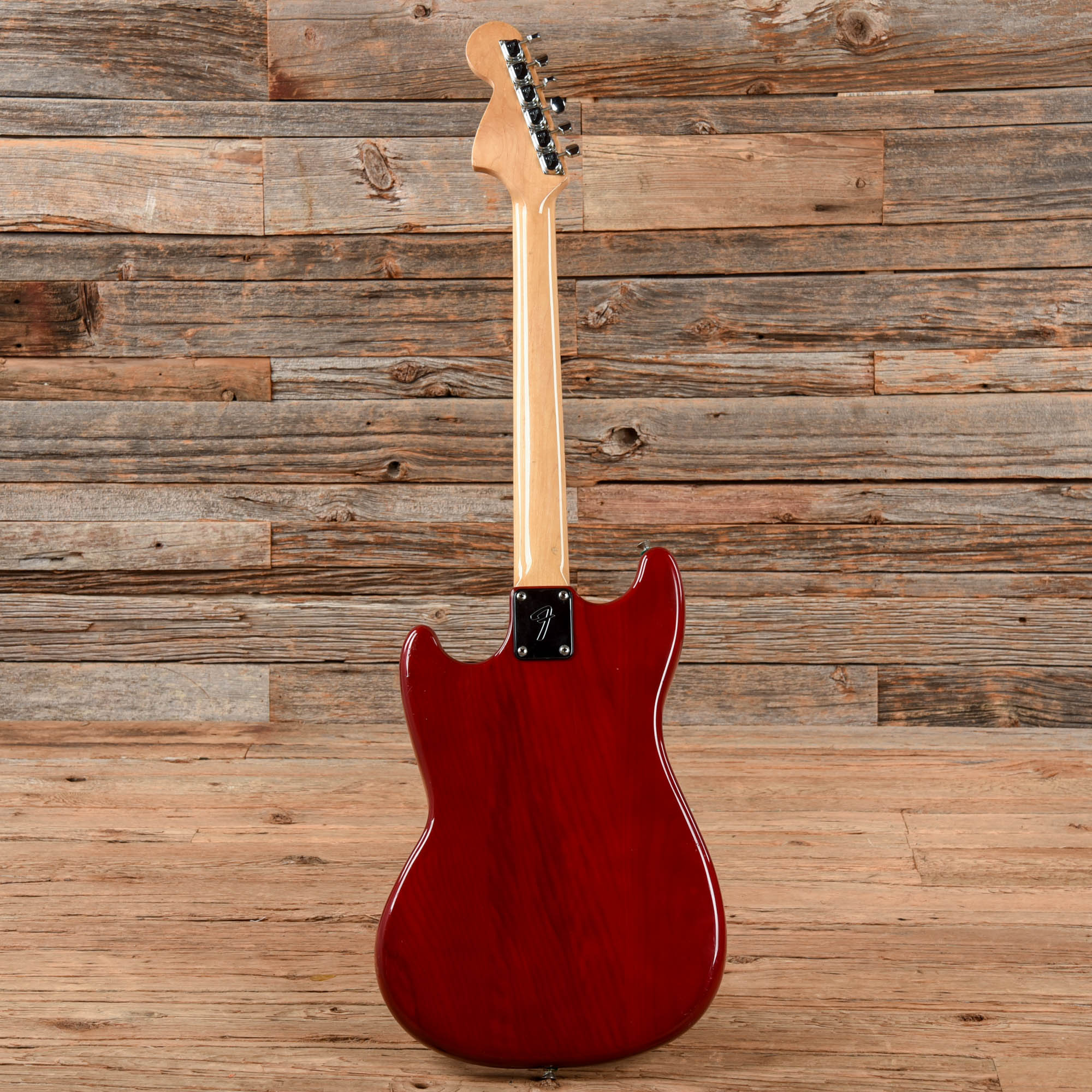 Fender Musicmaster Wine Red 1979 Electric Guitars / Solid Body