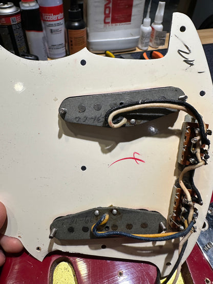 Fender Mustang Dakota Red 1966 Electric Guitars / Solid Body