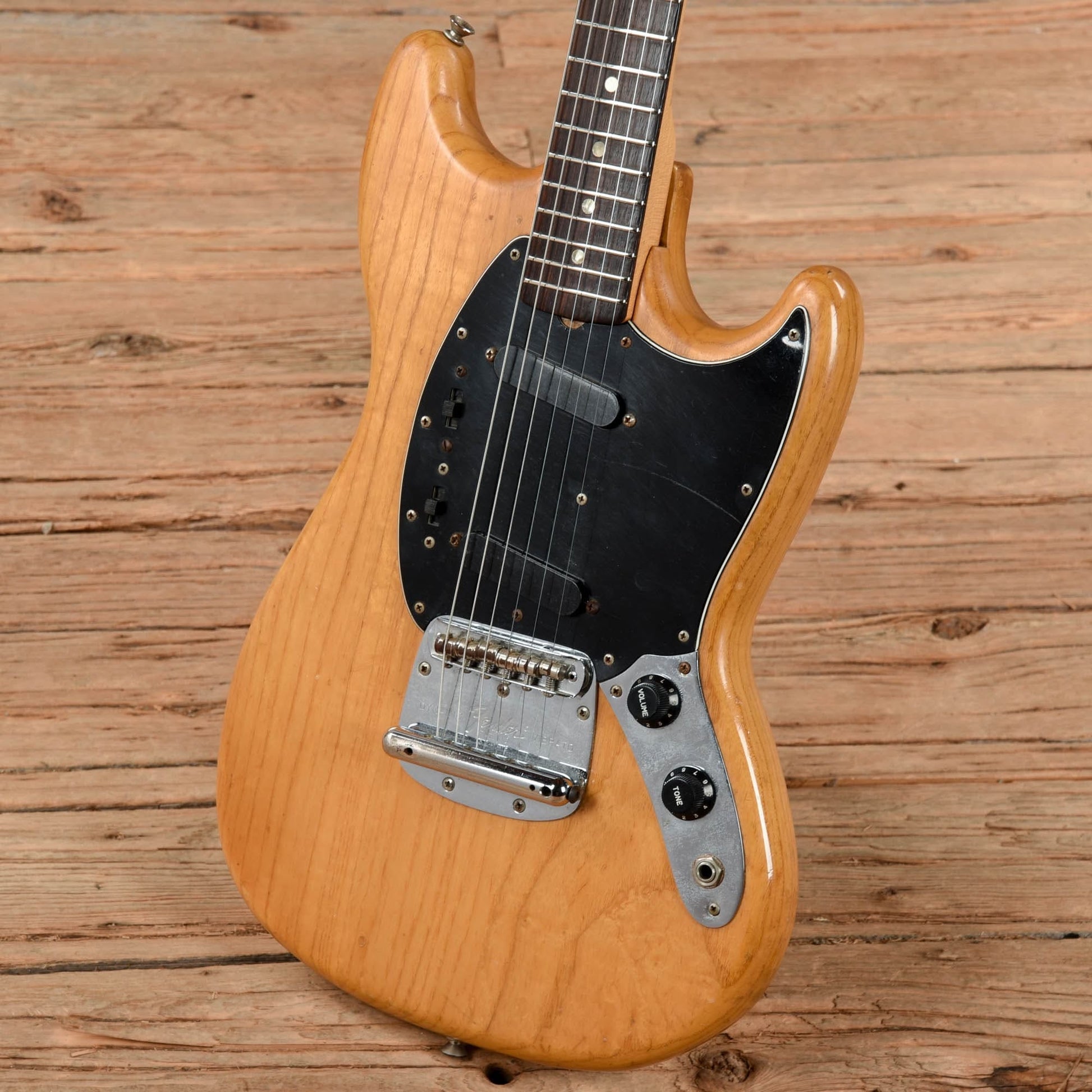 Fender Mustang Natural 1977 Electric Guitars / Solid Body