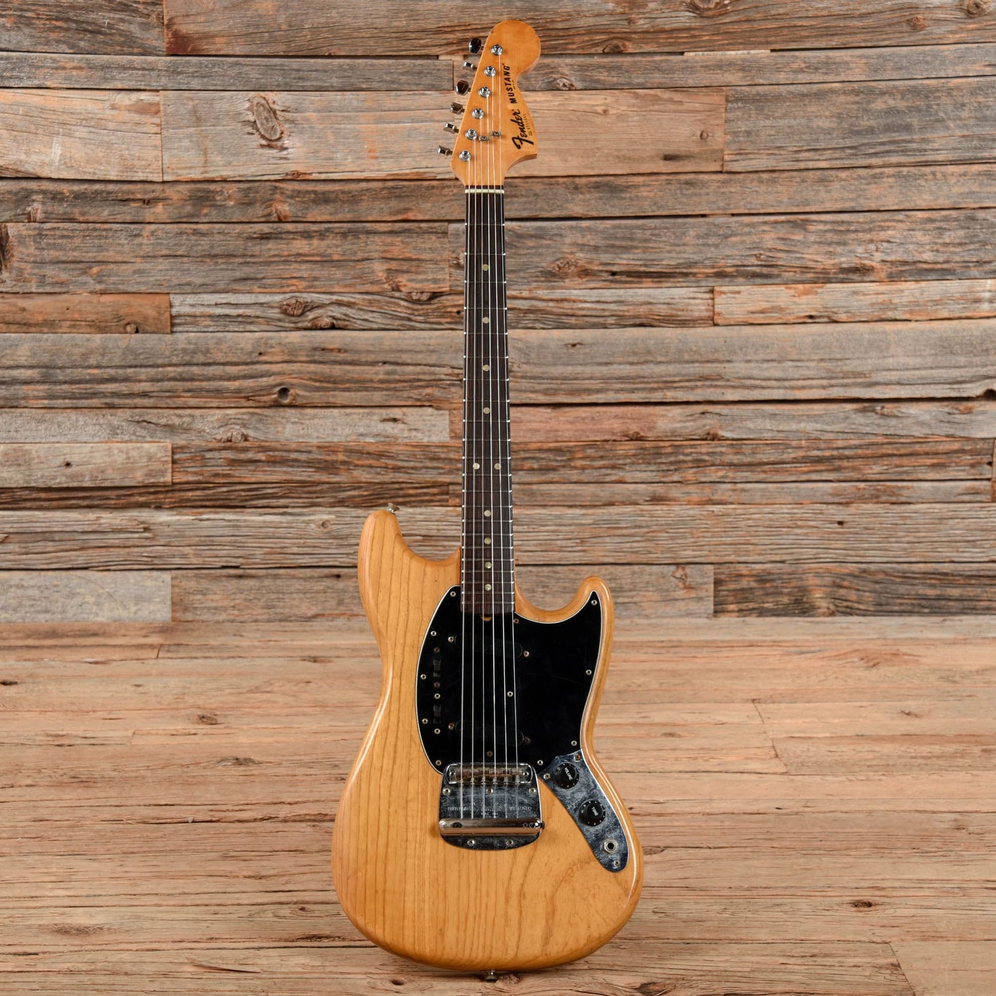 Fender Mustang Natural 1977 Electric Guitars / Solid Body