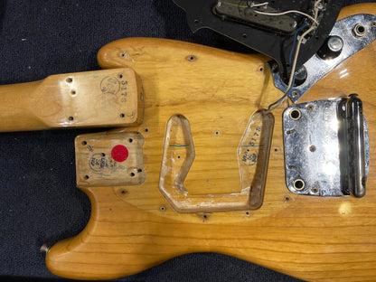 Fender Mustang Natural 1977 Electric Guitars / Solid Body