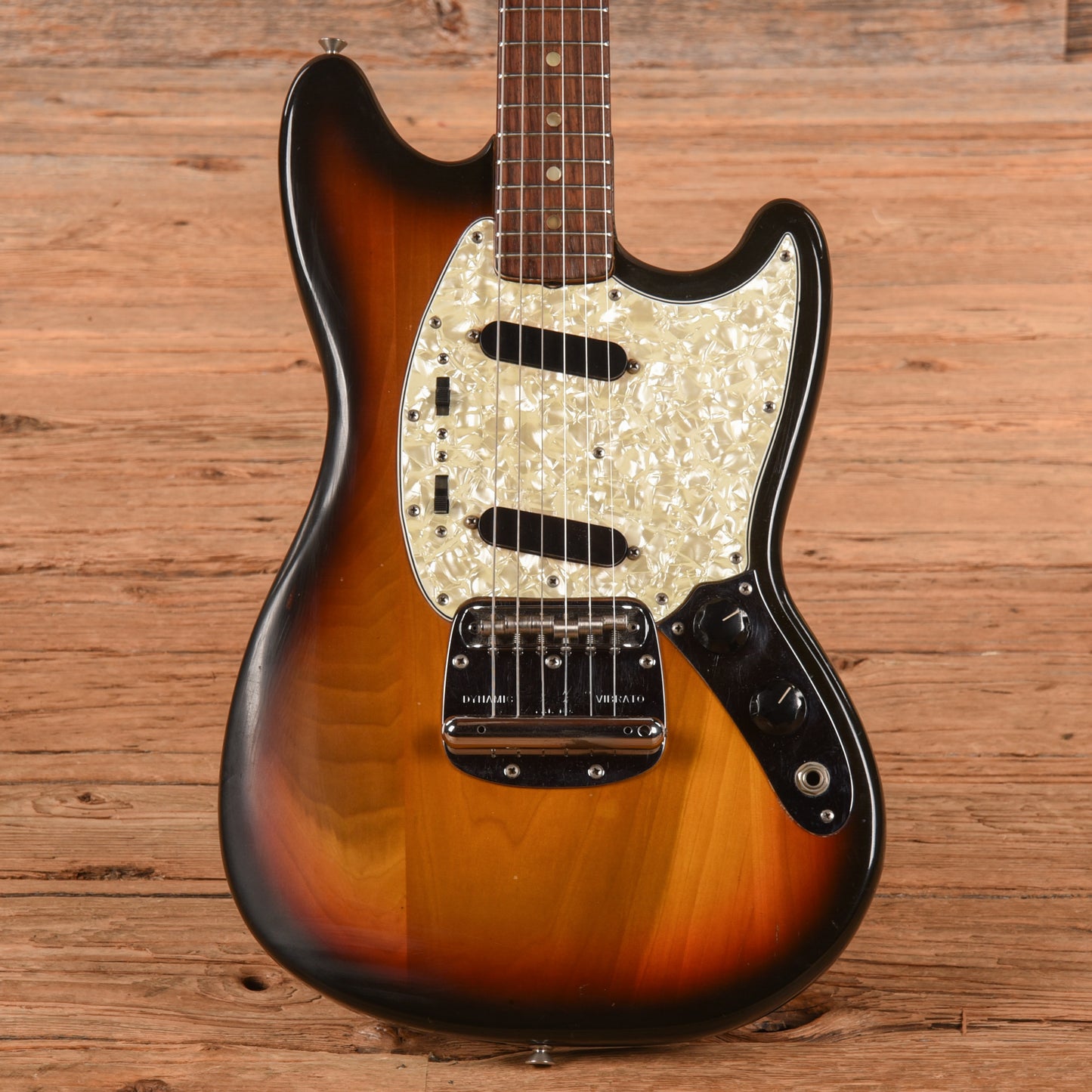 Fender Mustang Sunburst 1977 Electric Guitars / Solid Body