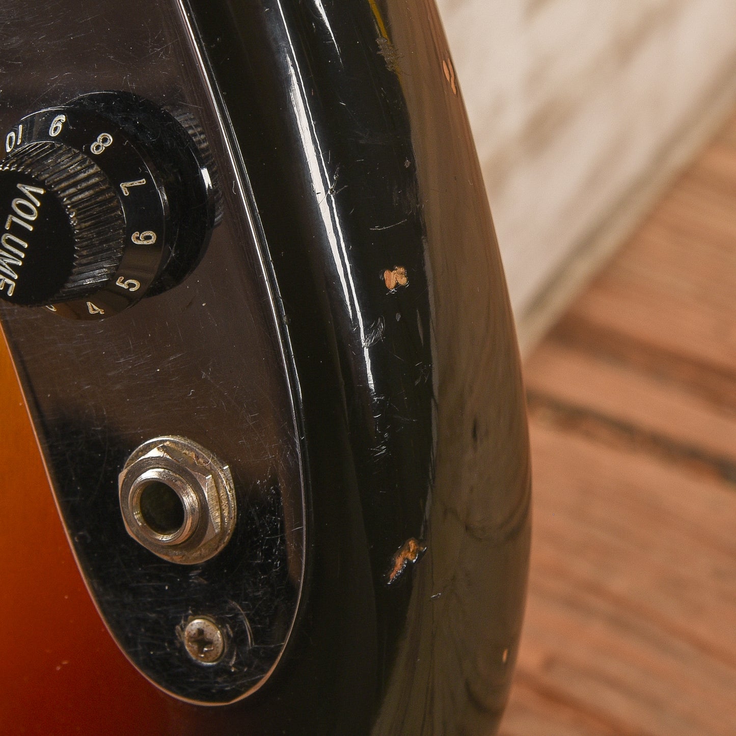 Fender Mustang Sunburst 1978 Electric Guitars / Solid Body