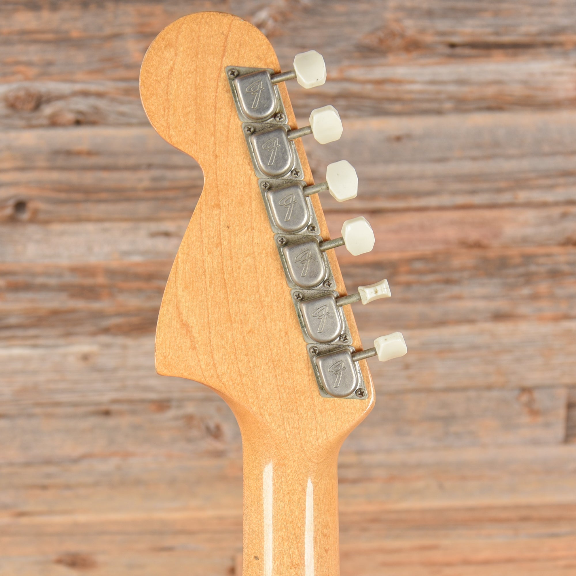 Fender Mustang White 1965 Electric Guitars / Solid Body