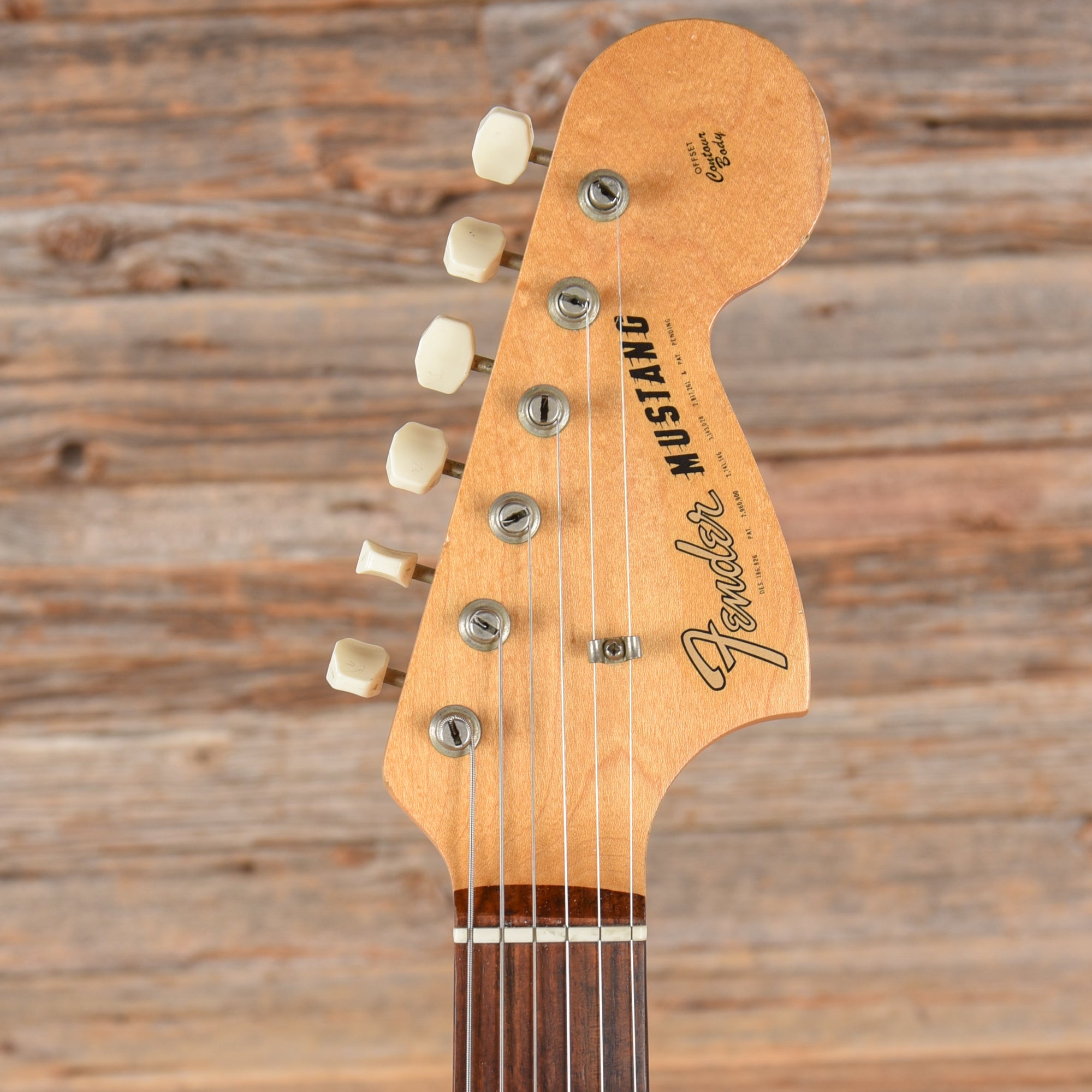 Fender Mustang White 1965 Electric Guitars / Solid Body