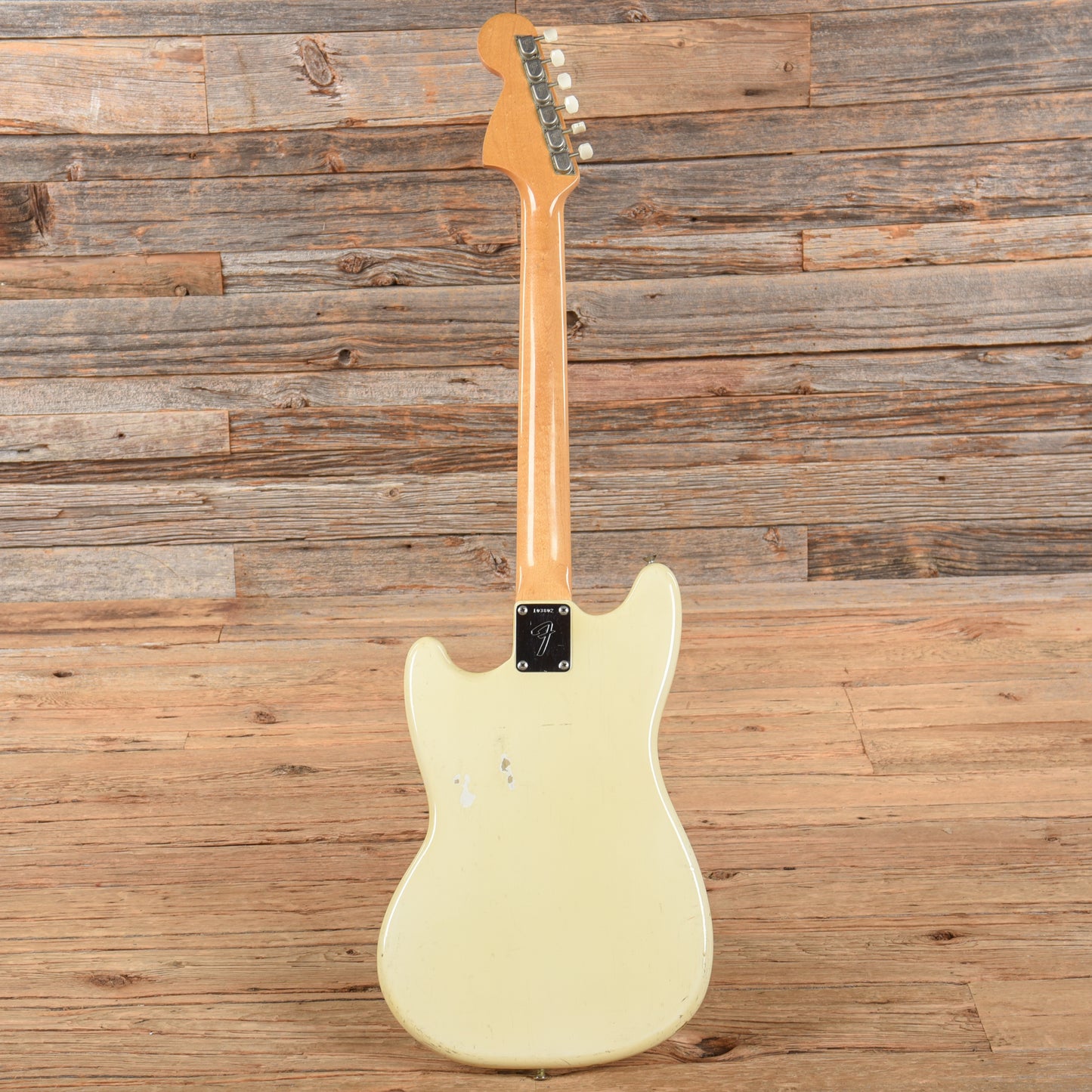 Fender Mustang White 1965 Electric Guitars / Solid Body