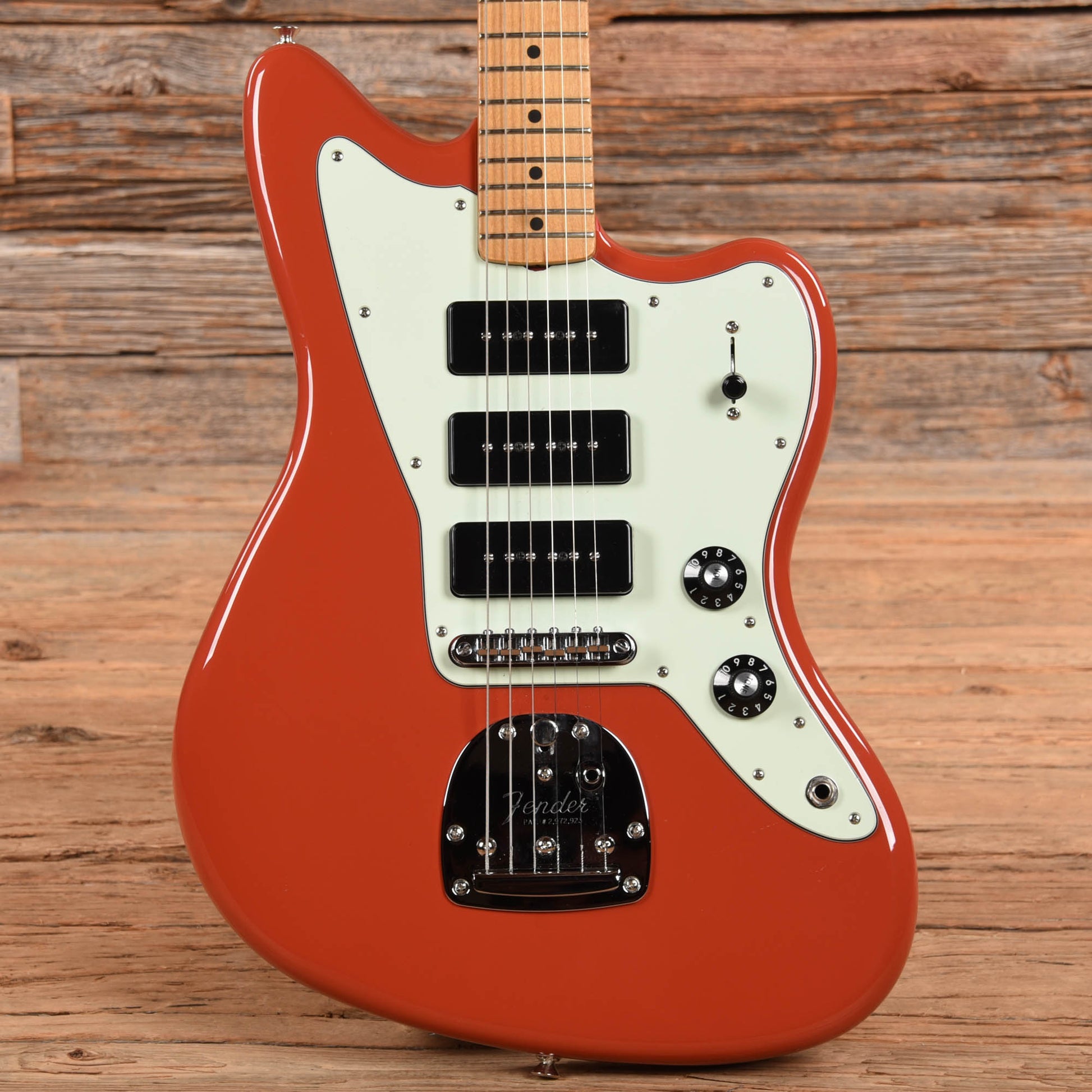 Fender Noventa Jazzmaster Fiesta Red 2021 Electric Guitars / Solid Body